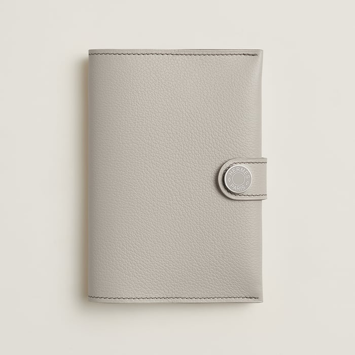 Béton R.M.S Passport Holder