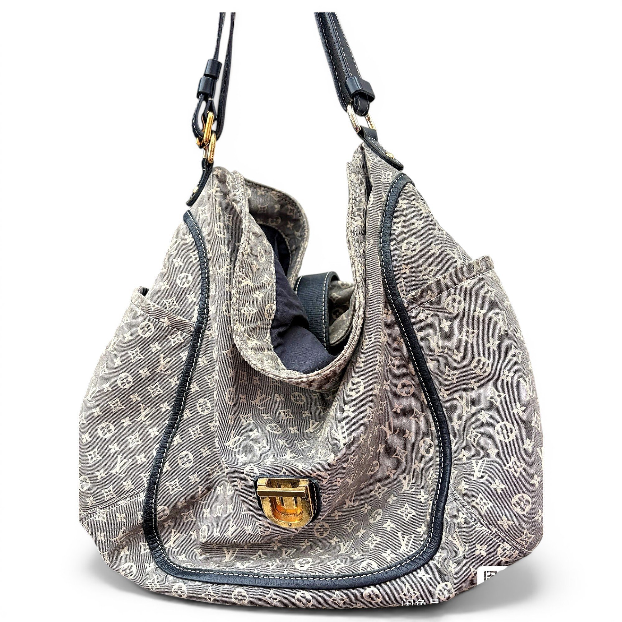 Baggy handbag