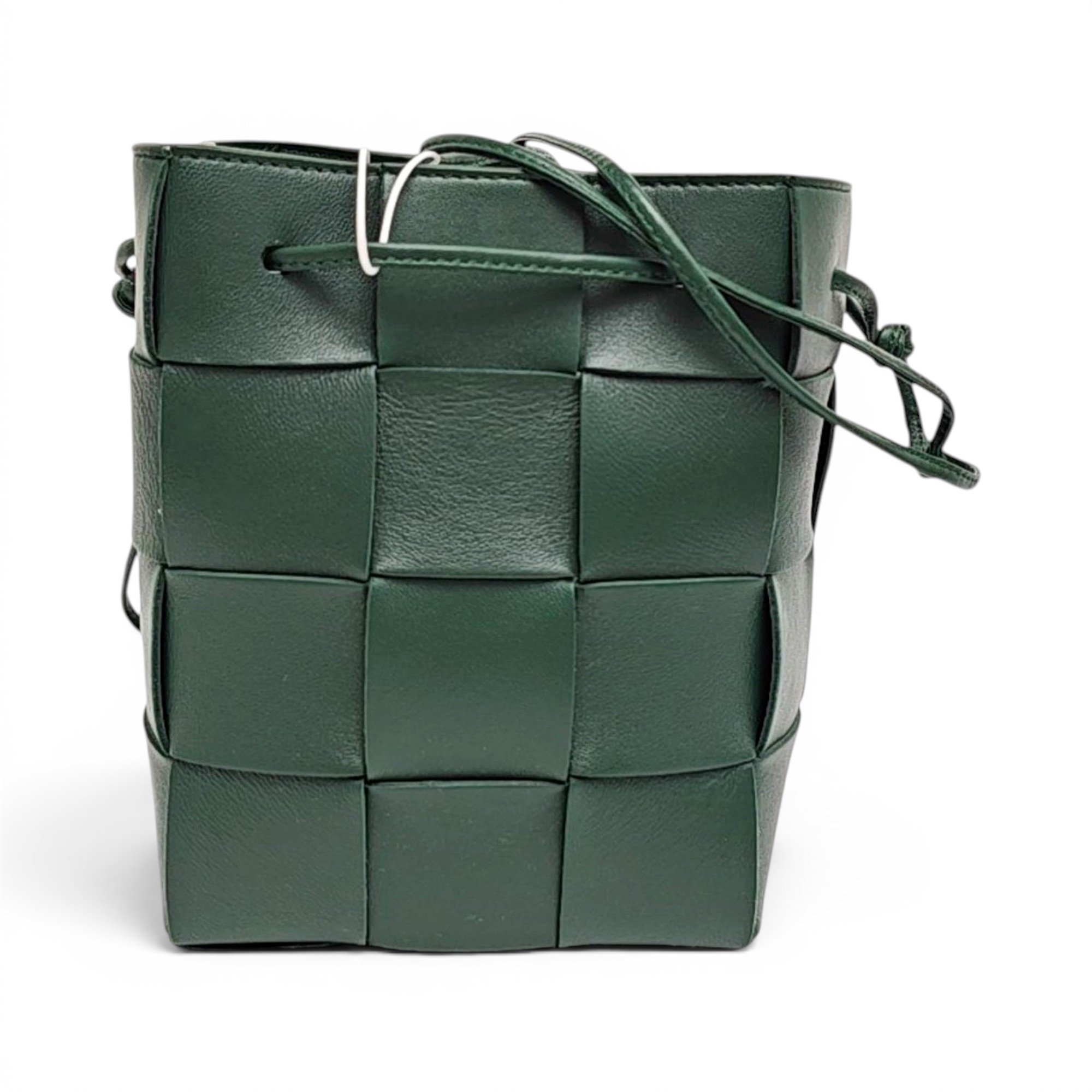Cassette Bucket leather handbag