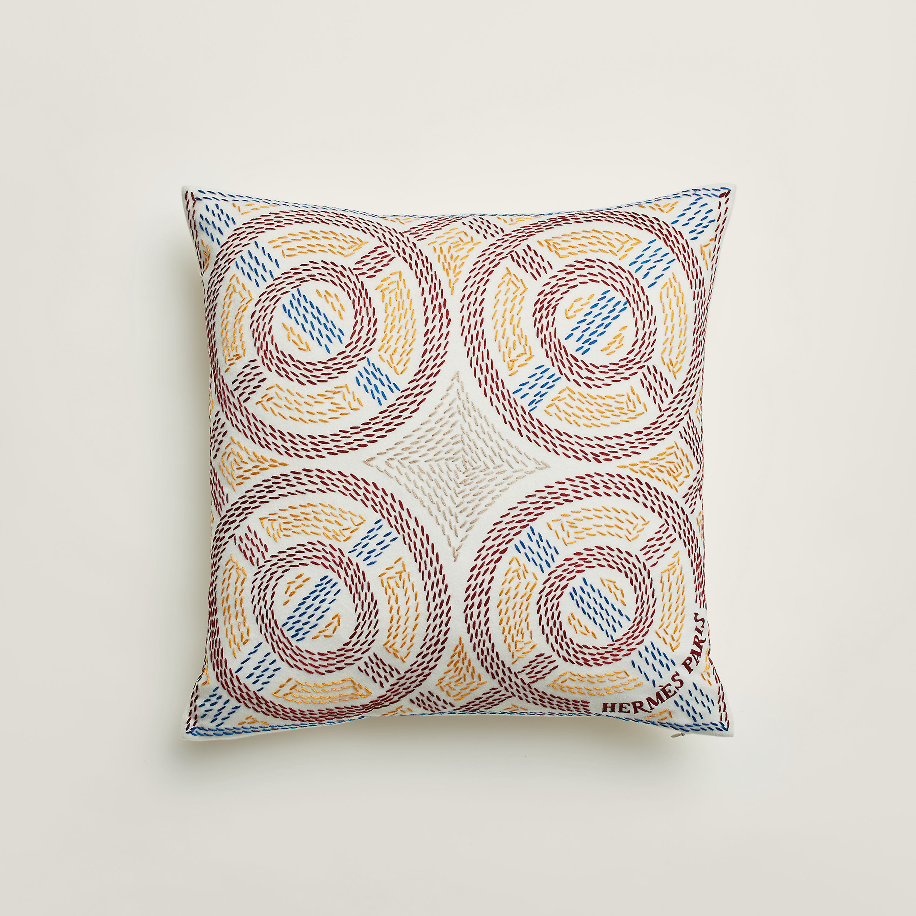 Eperon d'Or Sellier pillow