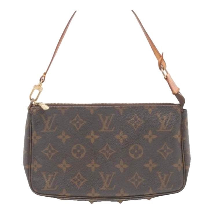 Pochette Accessoire leather handbag