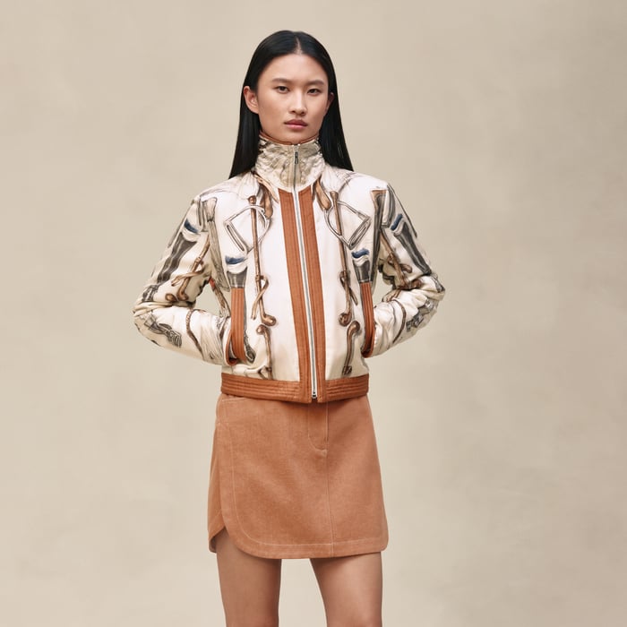 Beige Parchemin "A Propos De Bottes" Bomber Jacket