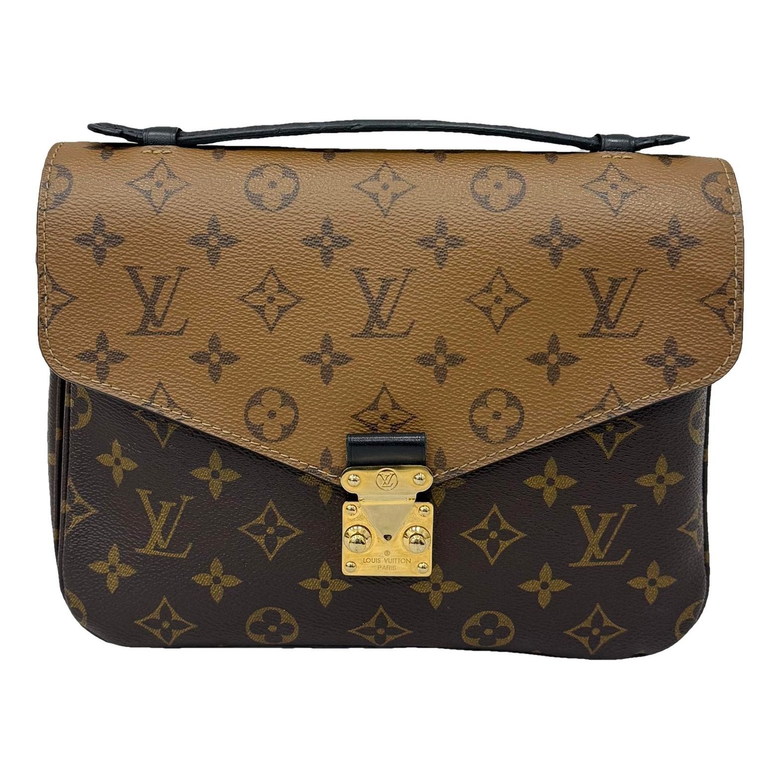 Metis leather handbag