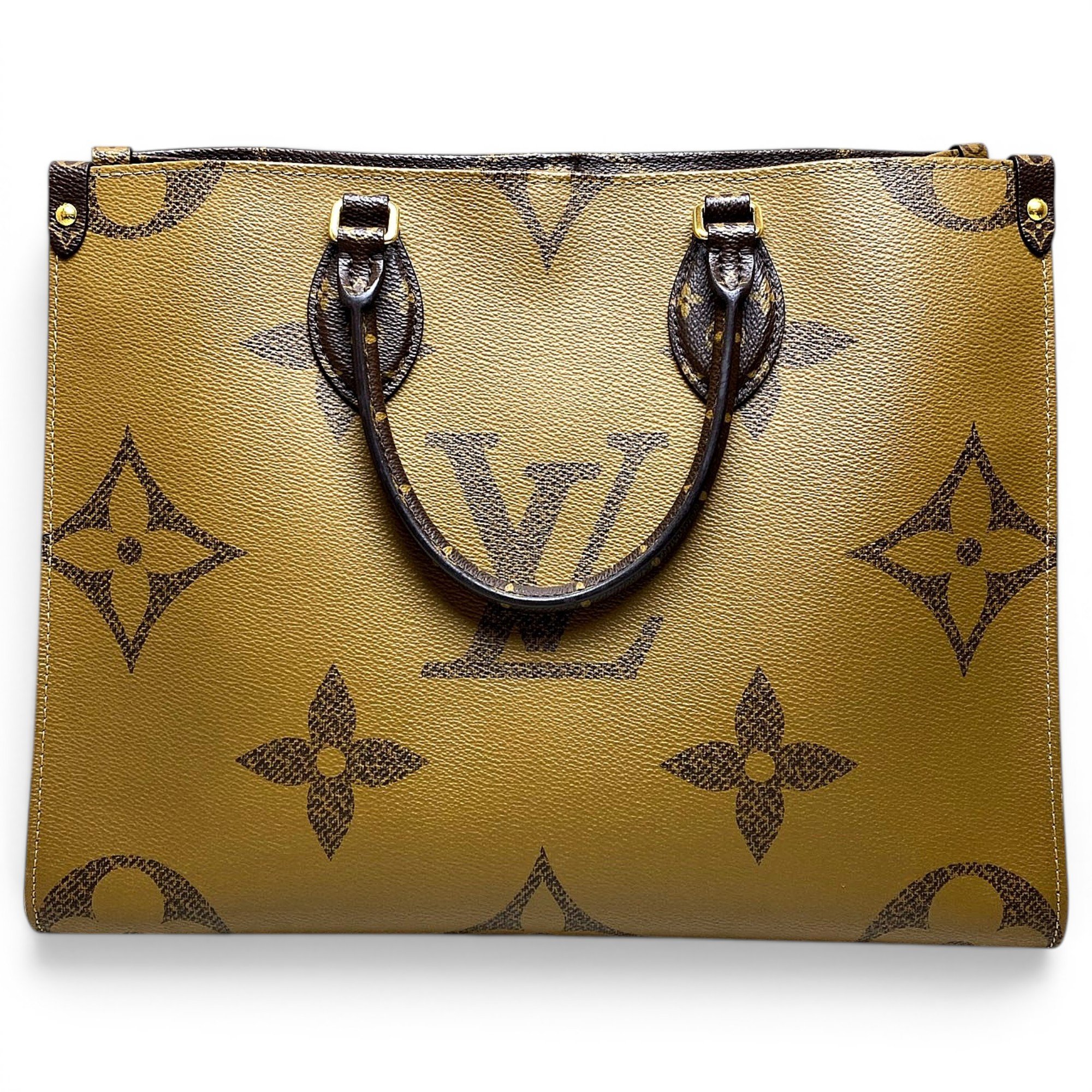 Onthego leather handbag