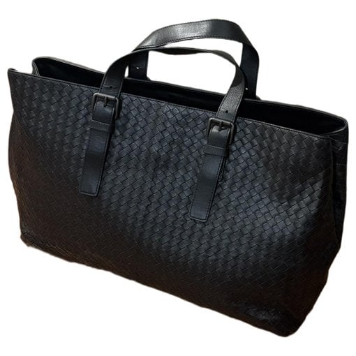 Leather tote