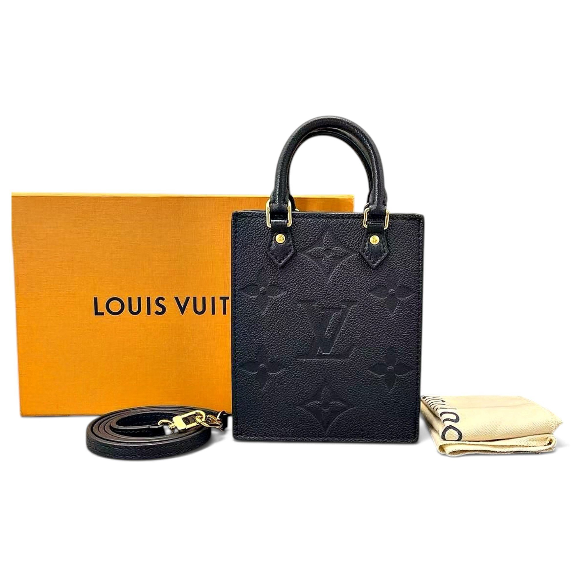 Plat leather tote