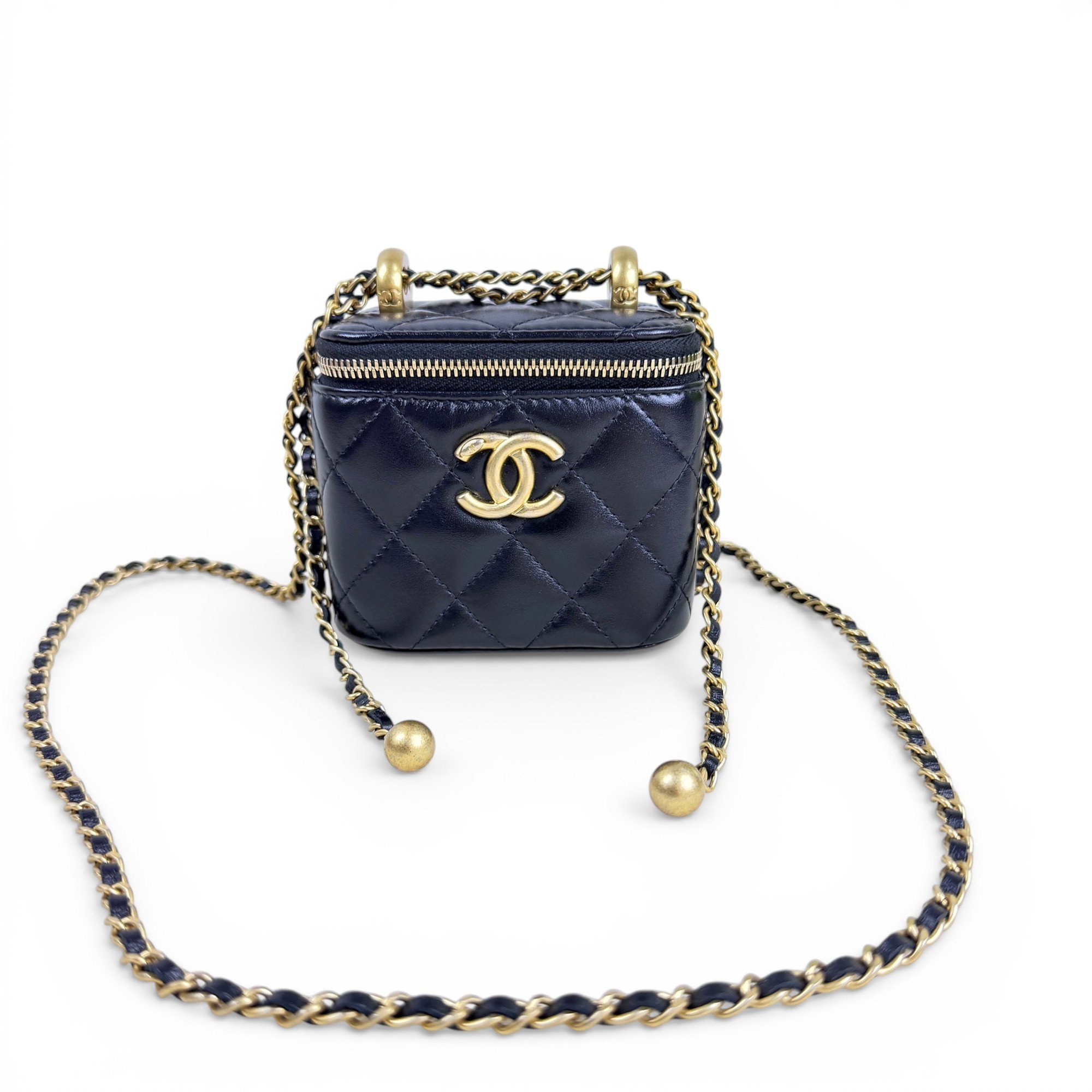 Trendy CC Vanity leather handbag