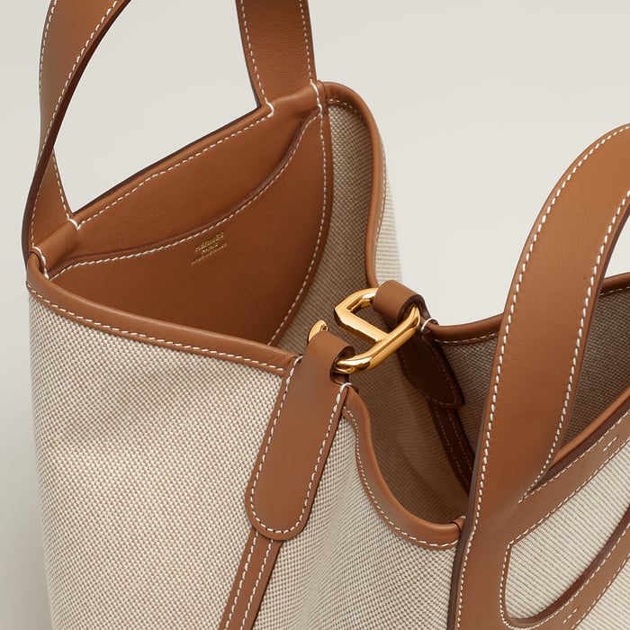 Hermès In-the-loop 23 Bag
