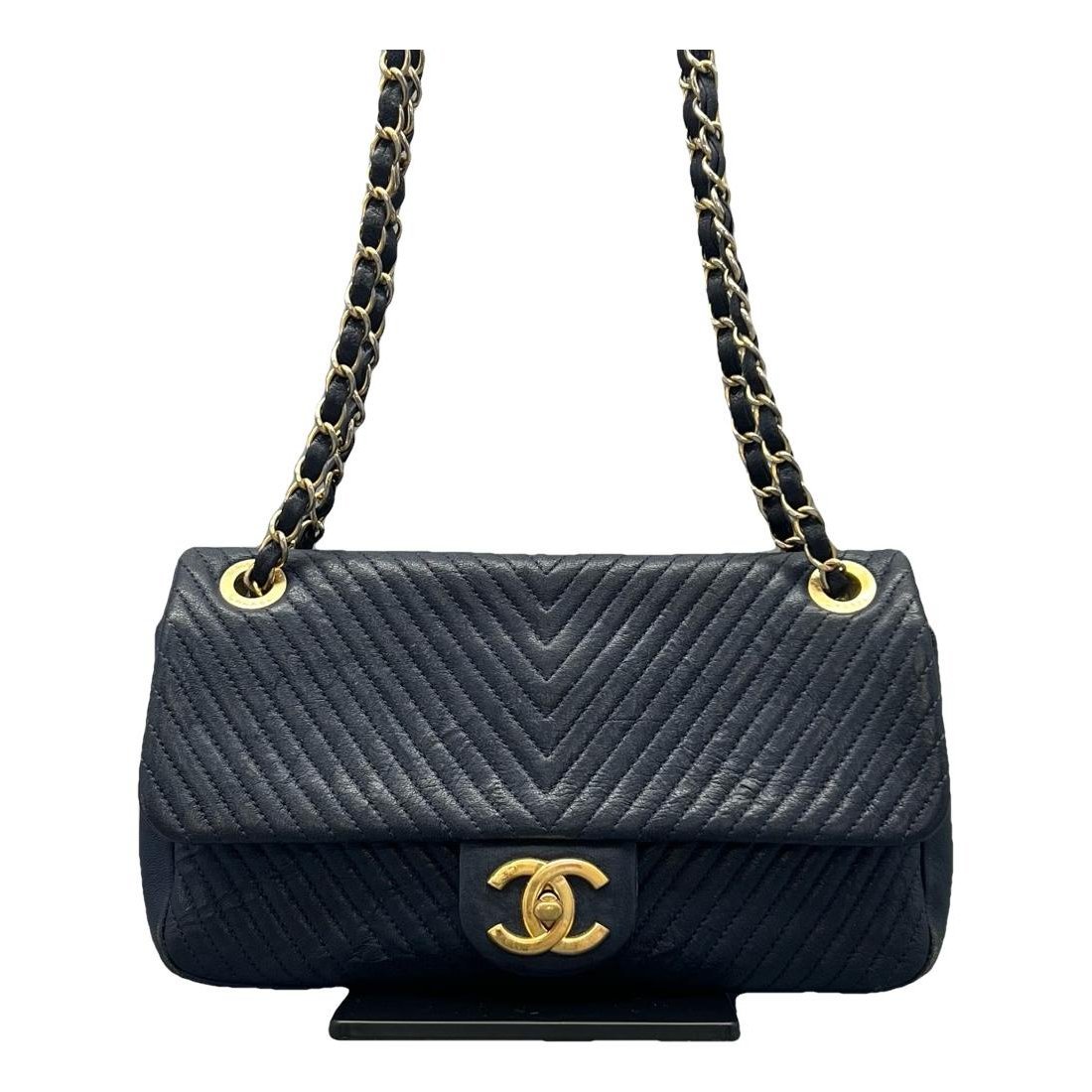 Timeless/Classique Valentine leather handbag