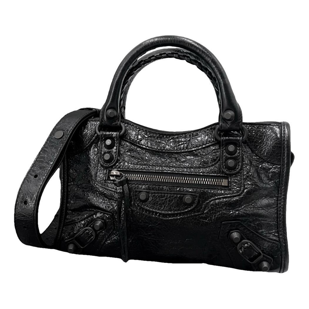 City leather handbag