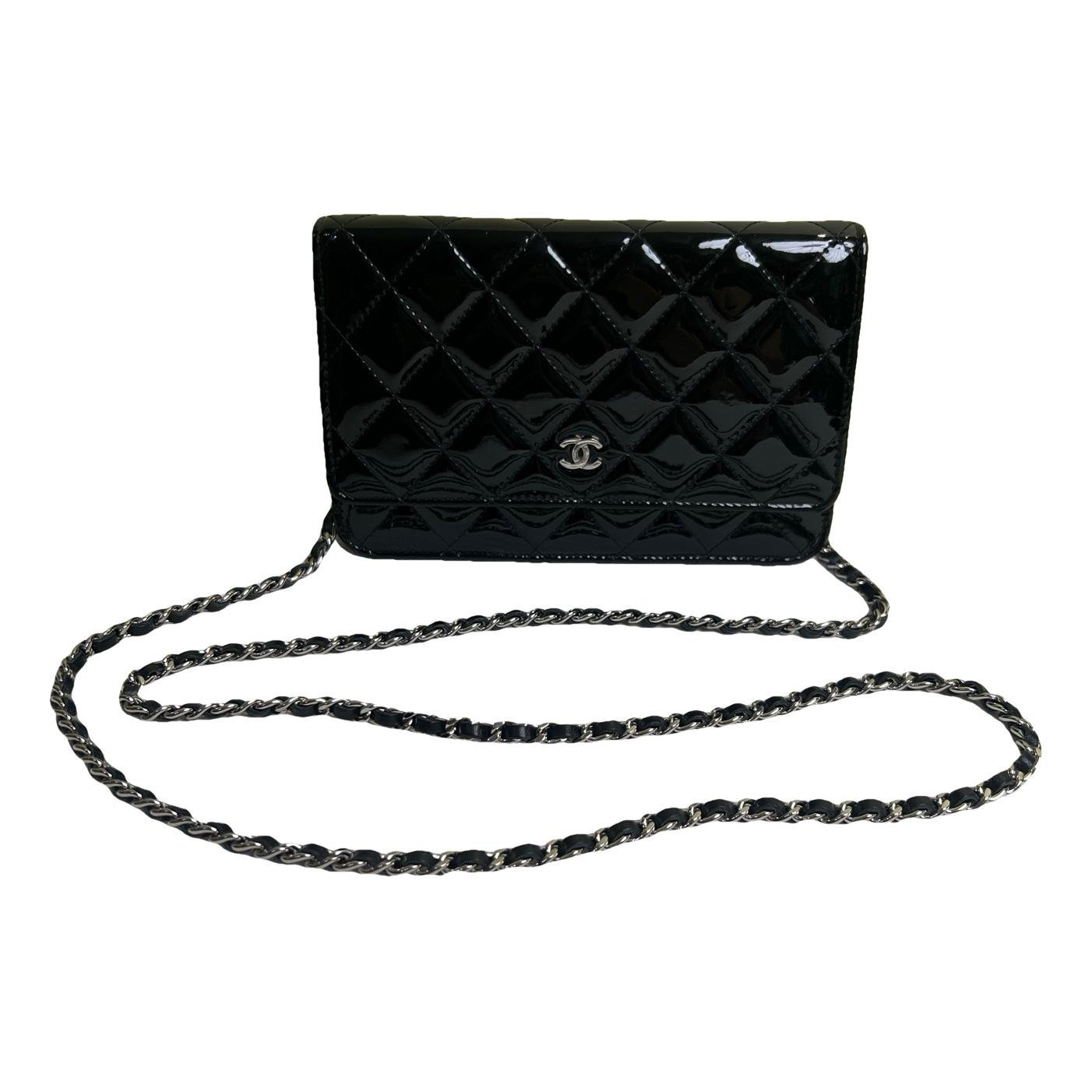 Trendy CC Flap patent leather handbag