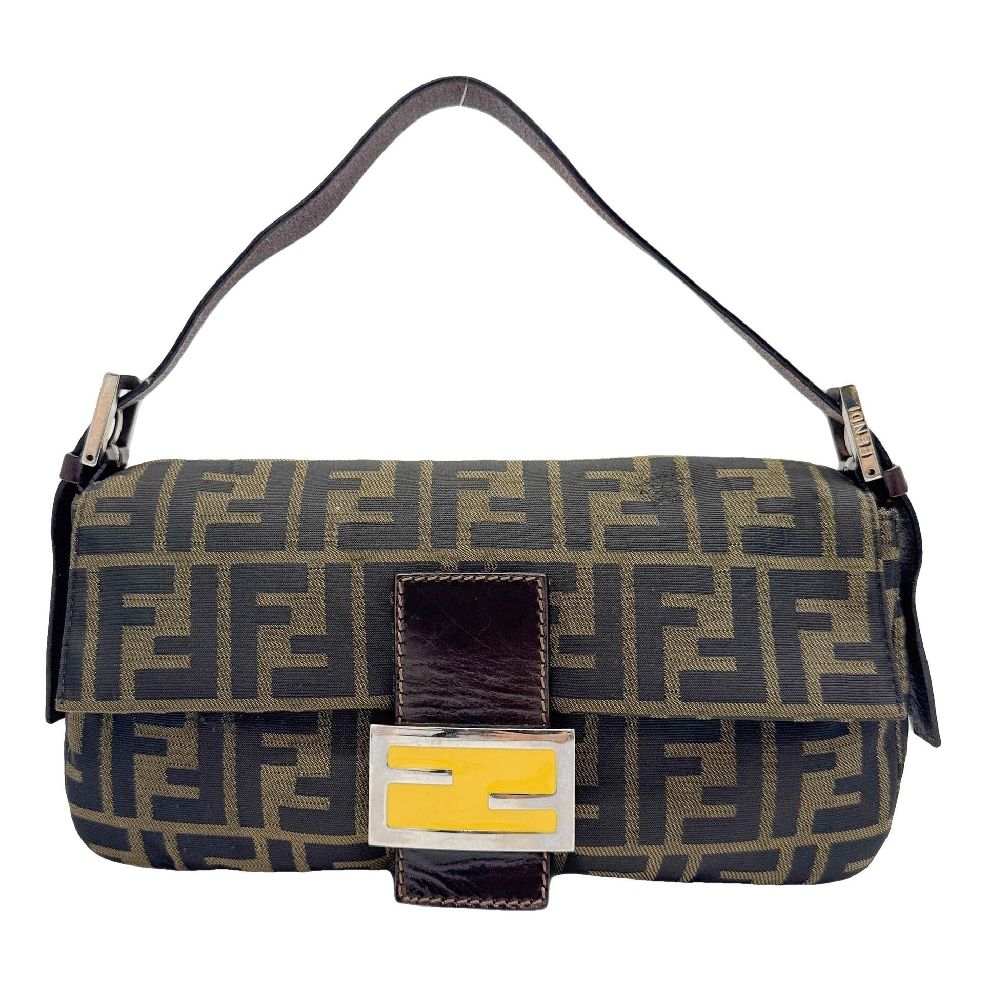Baguette cloth handbag