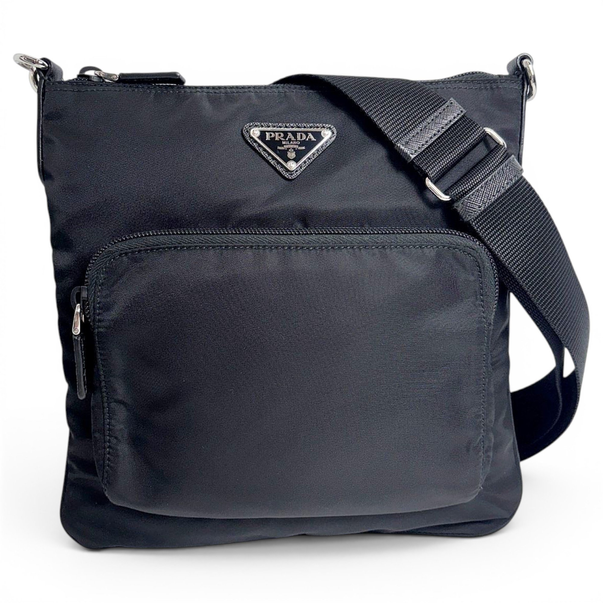 Triangle handbag