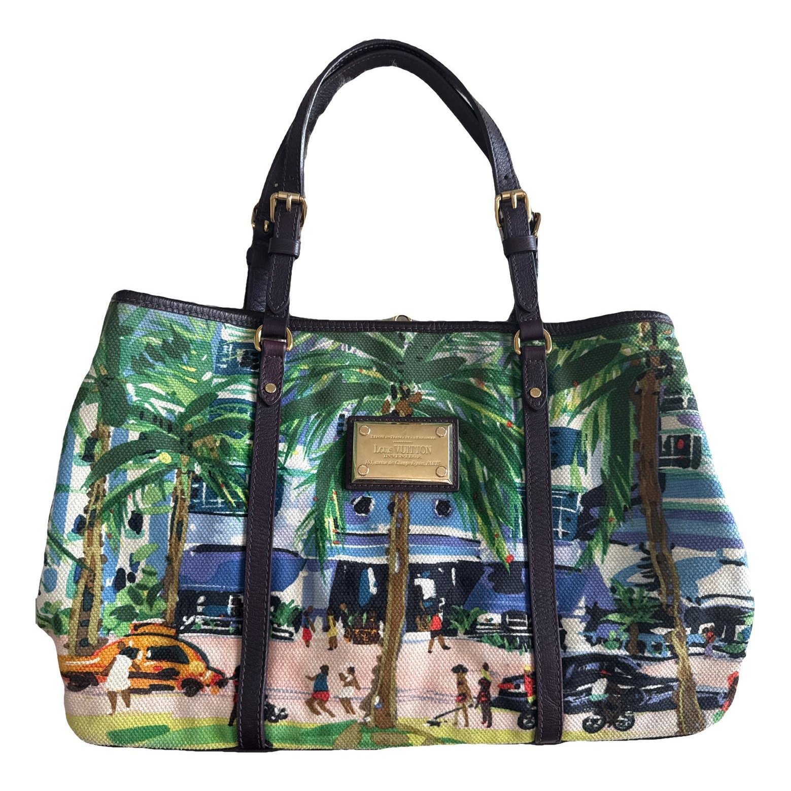 Handbag