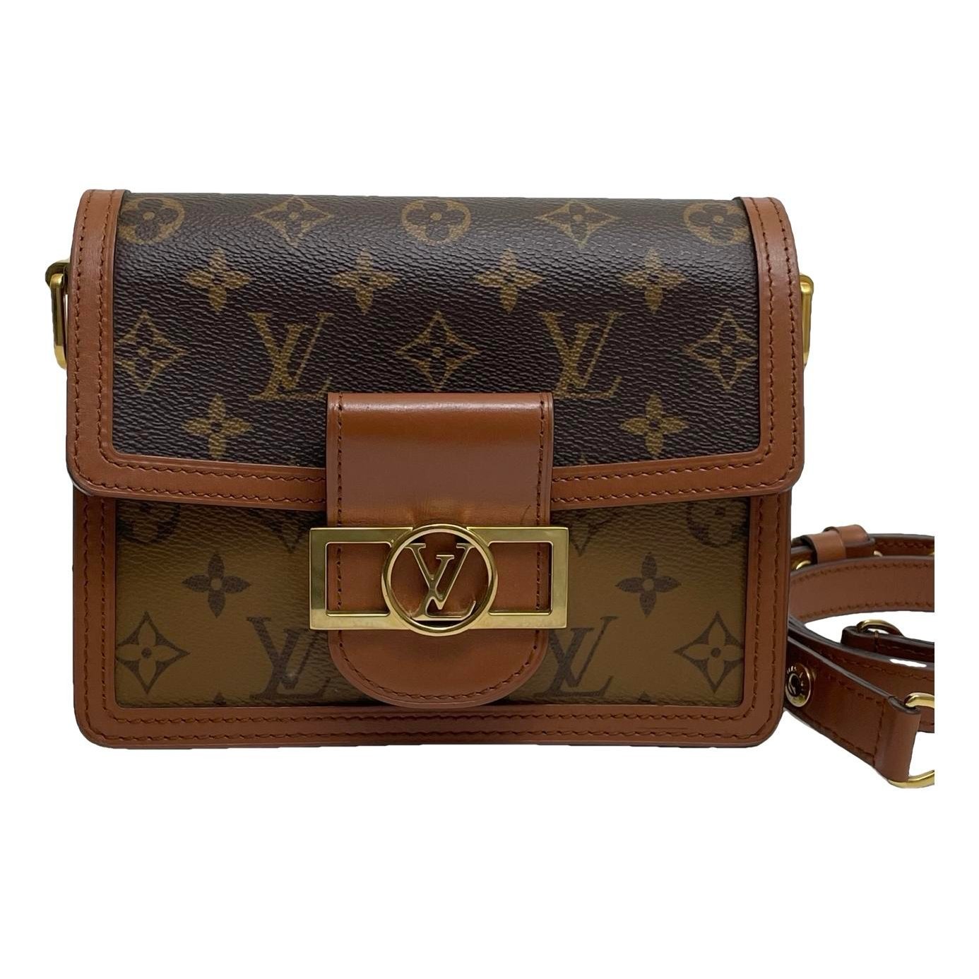 Dauphine leather handbag