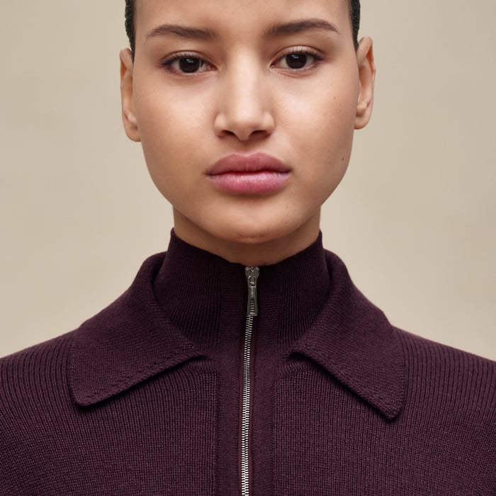 Rouge Bordeaux High Collar Sweater