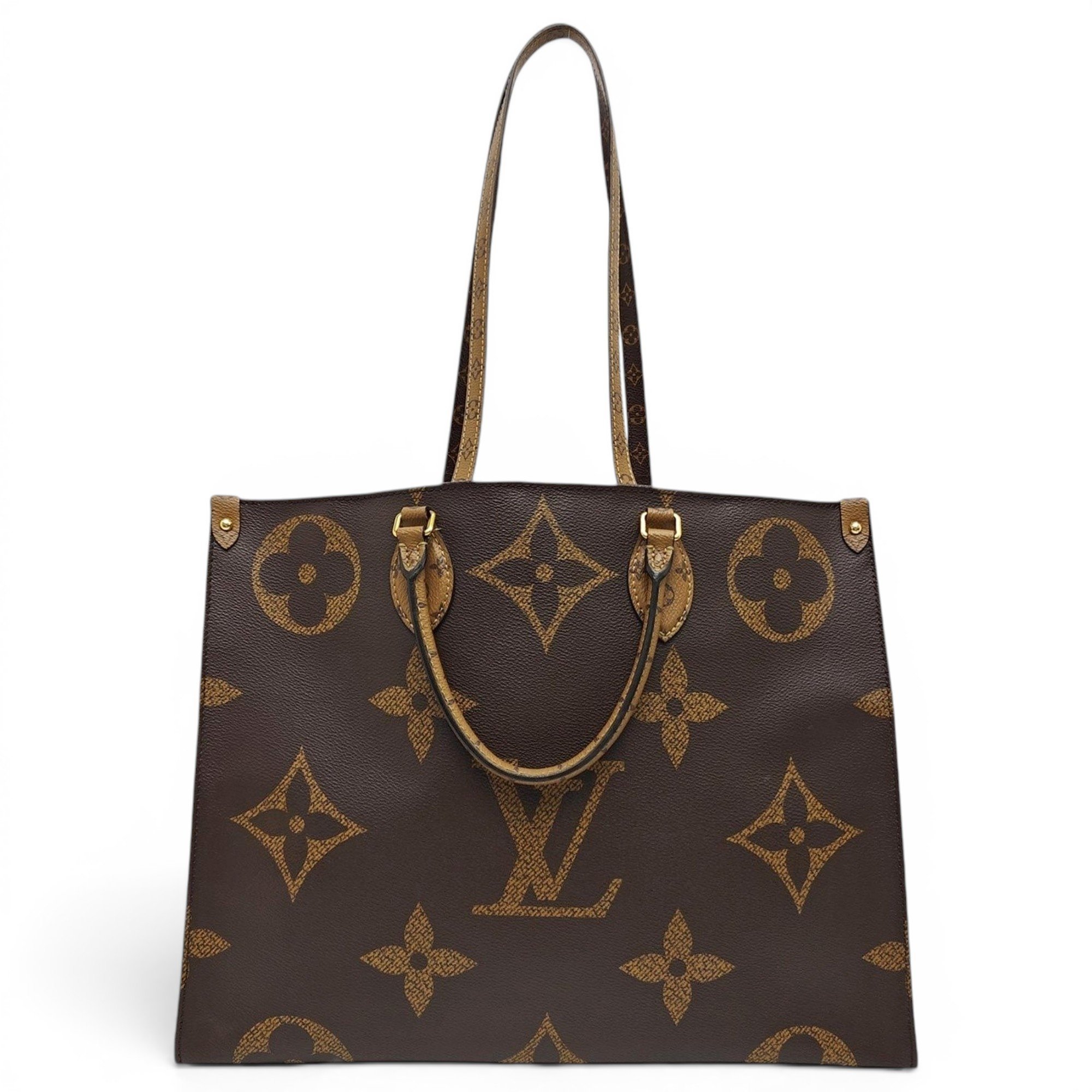 Onthego leather handbag