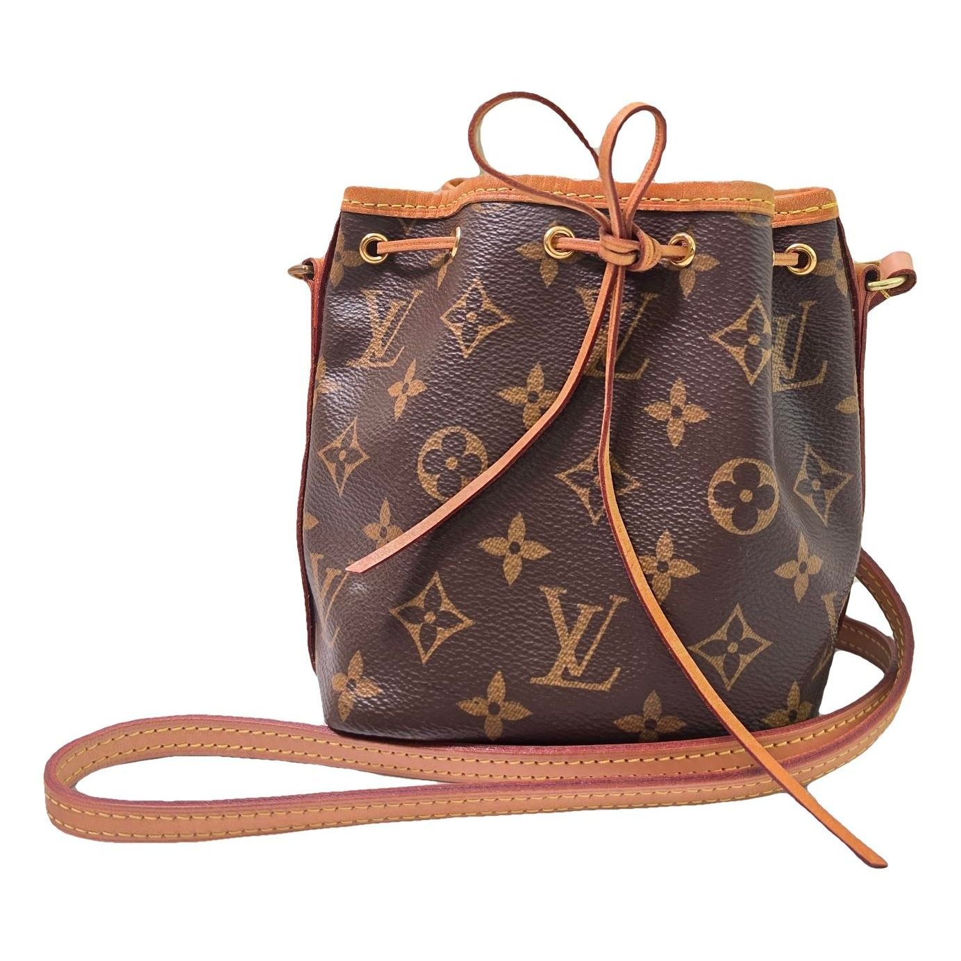 Nano Noé leather crossbody bag
