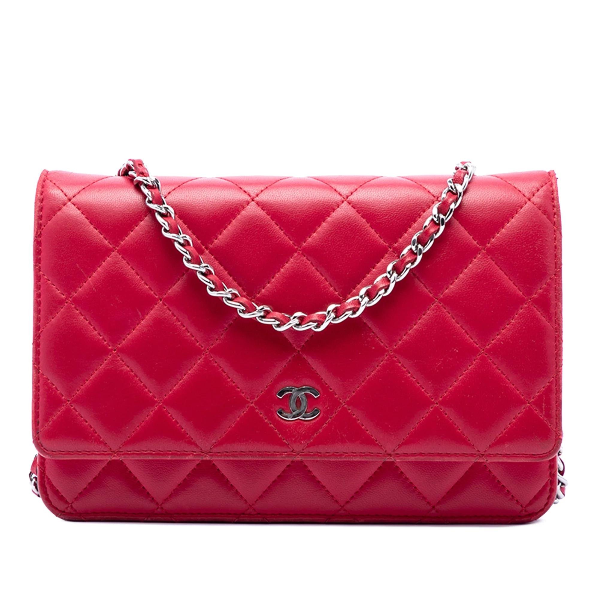 Wallet On Chain leather crossbody bag