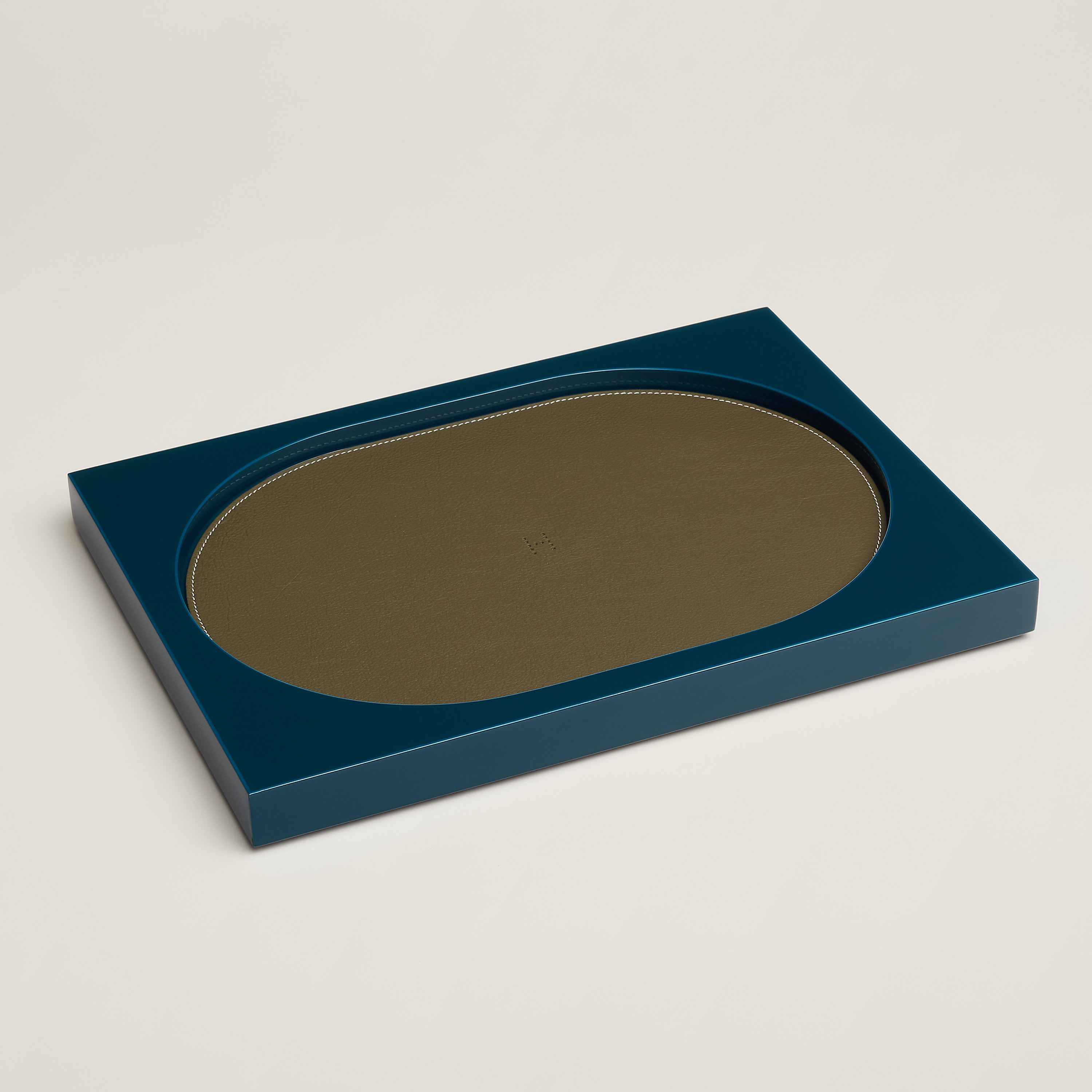 Manege rectangular centerpiece