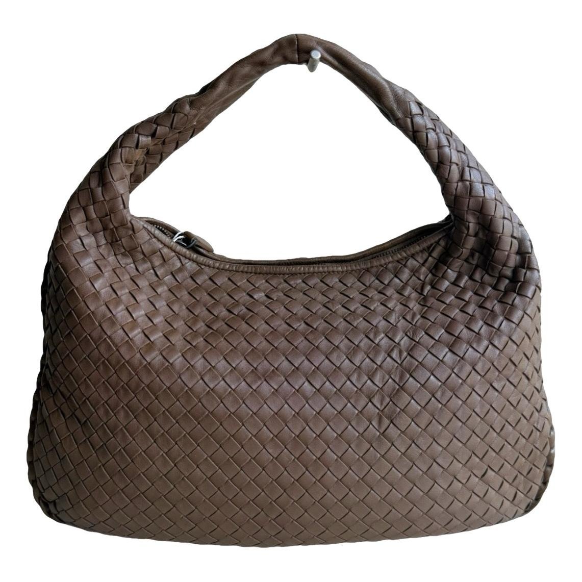 Veneta leather handbag