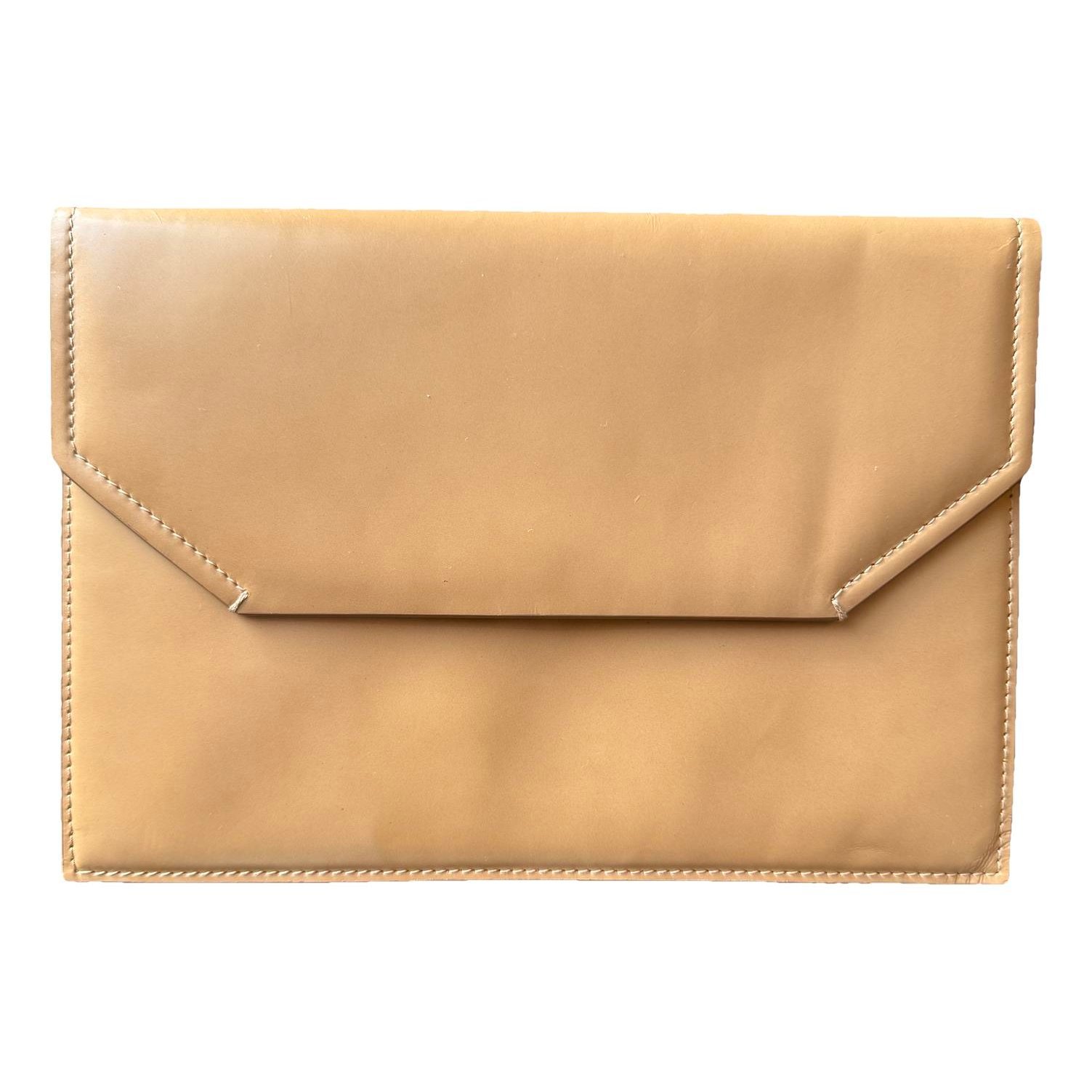Bally Leather clutch bag
