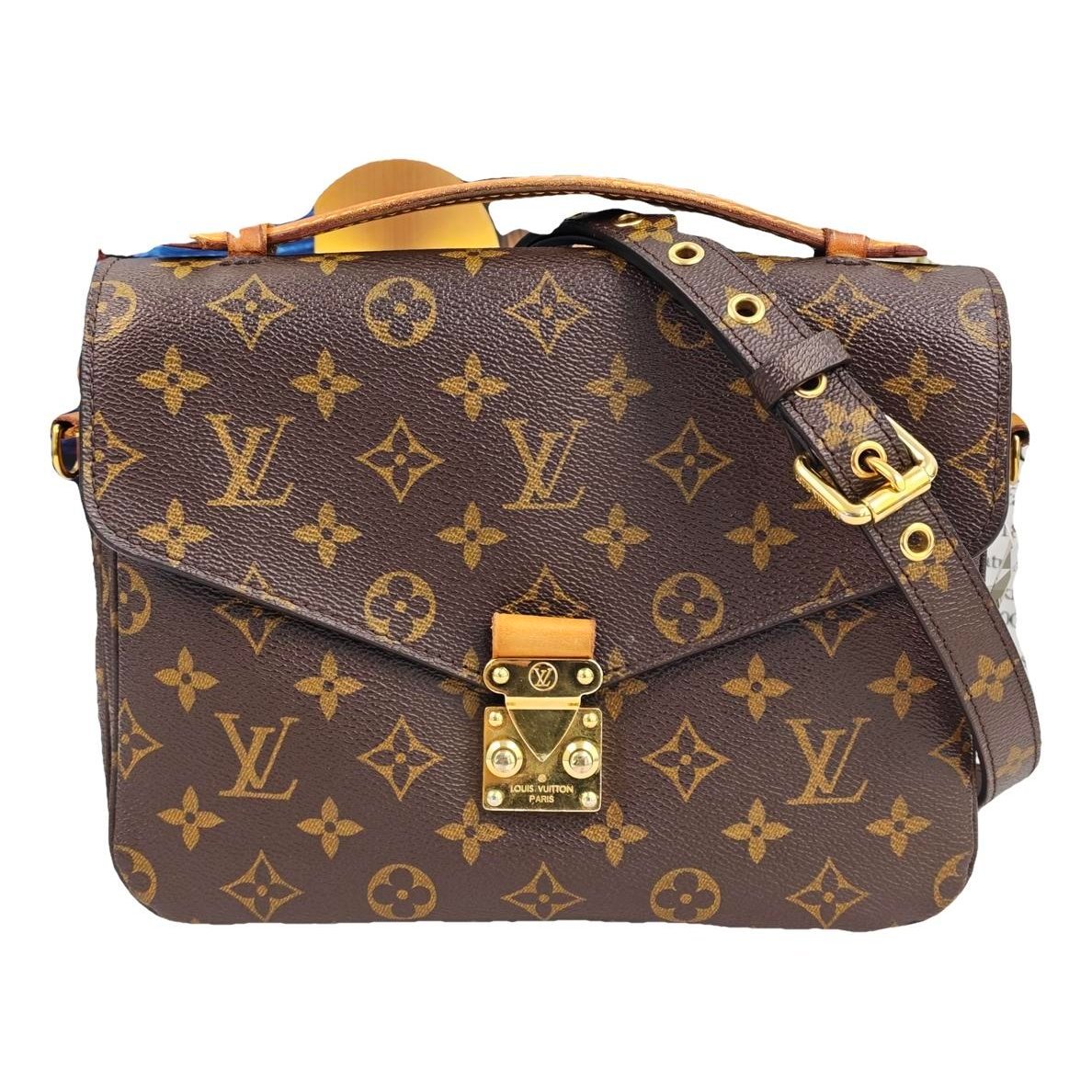 Metis leather handbag
