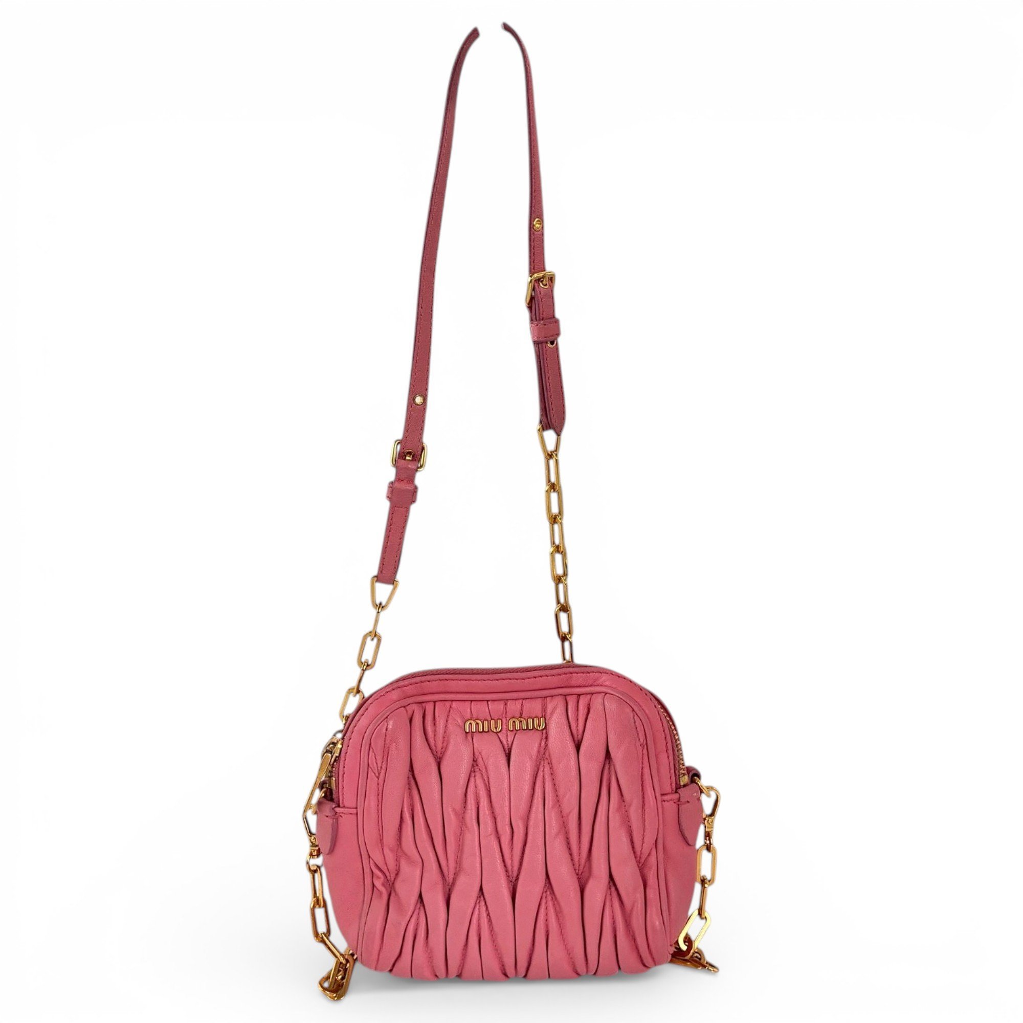 Matelassé leather handbag