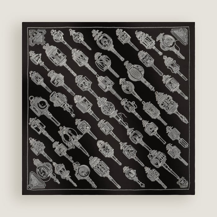 Merveilleuses Lanternes Exceptional Embroidered Scarf 90