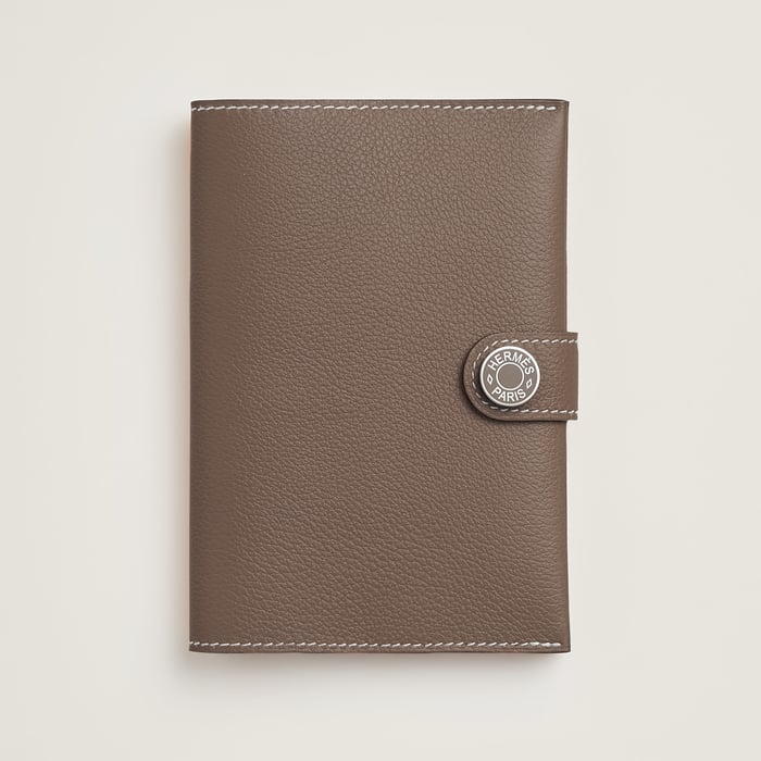 Étoupe R.M.S Passport Holder