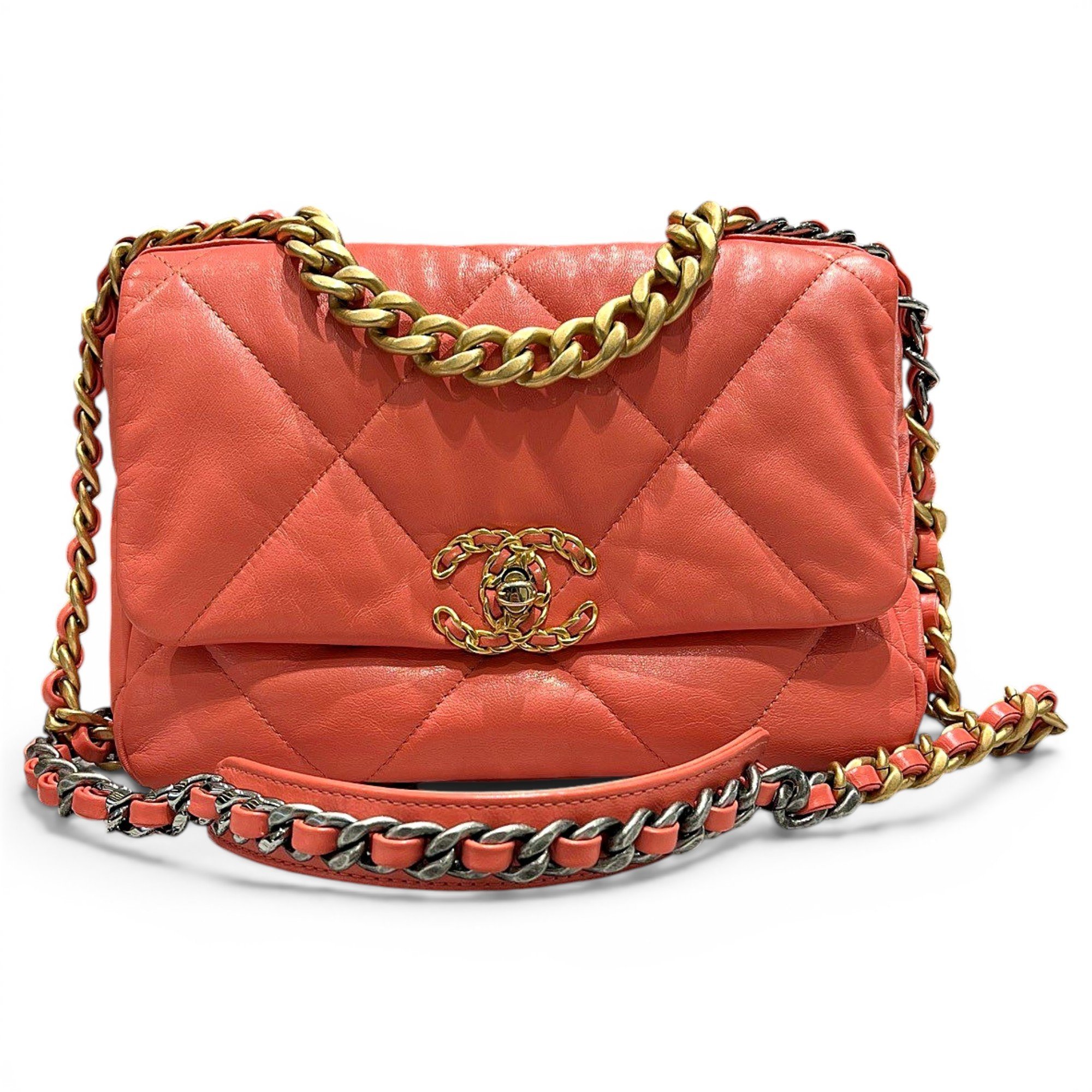 Chanel 19 leather handbag