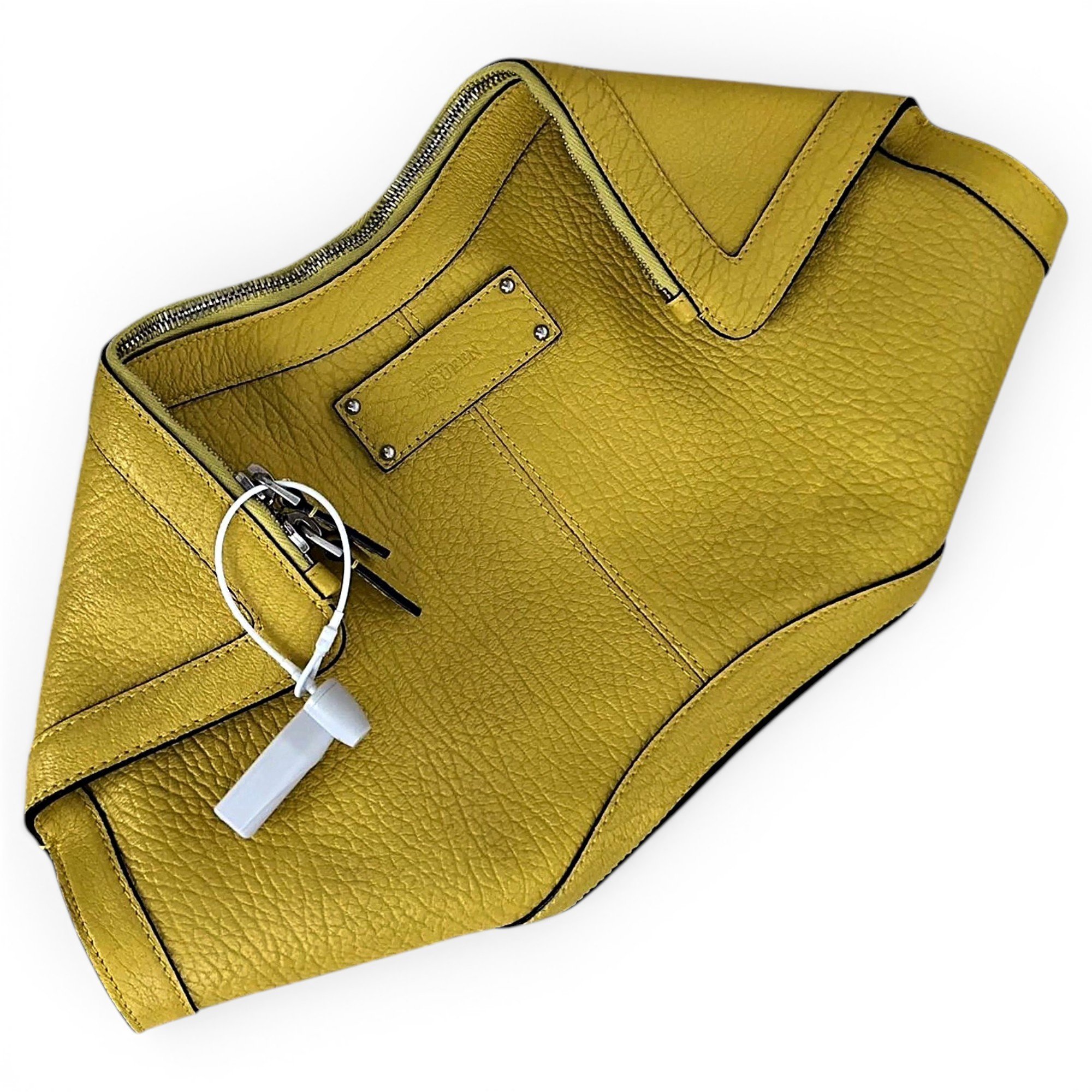 Manta leather clutch bag
