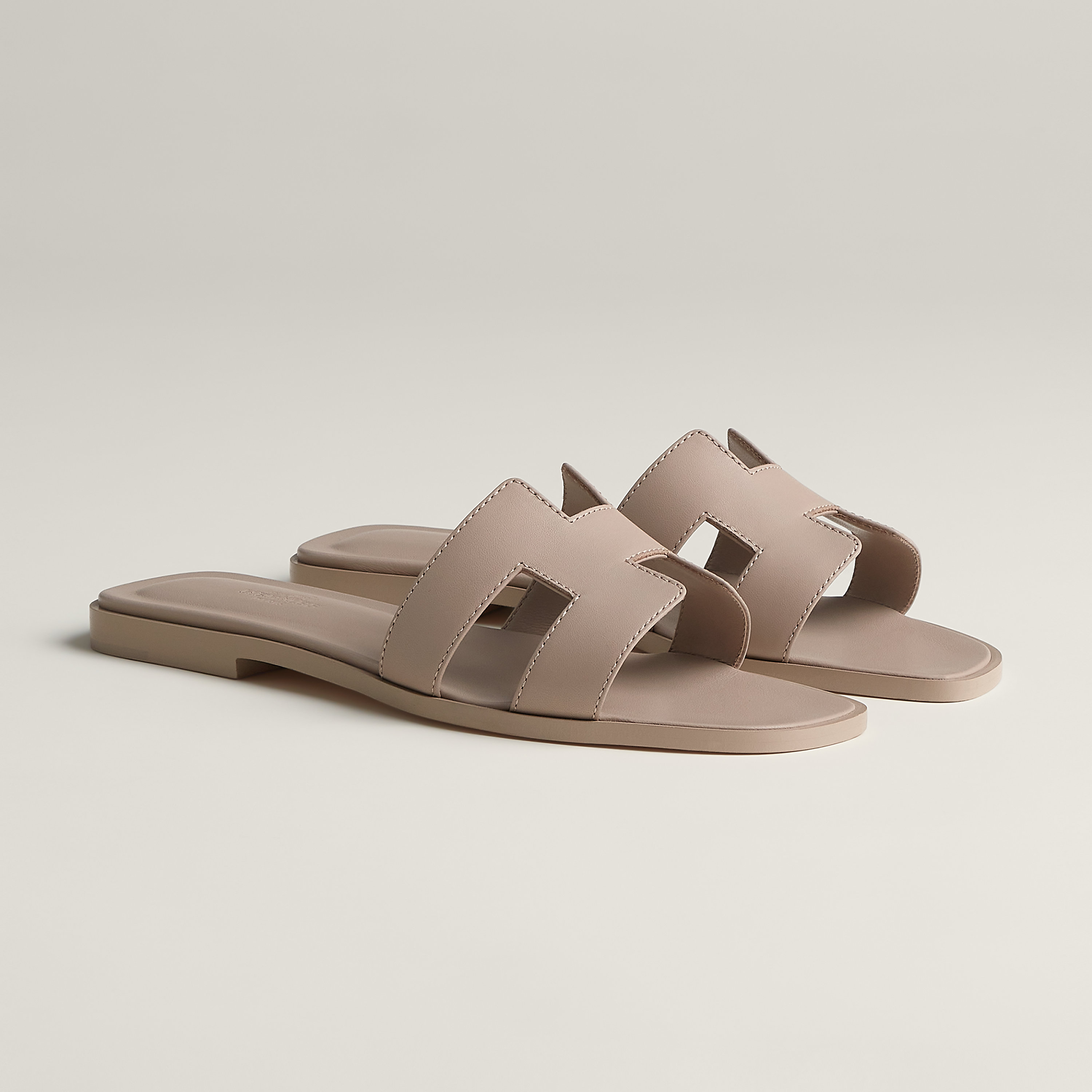 Oran sandal