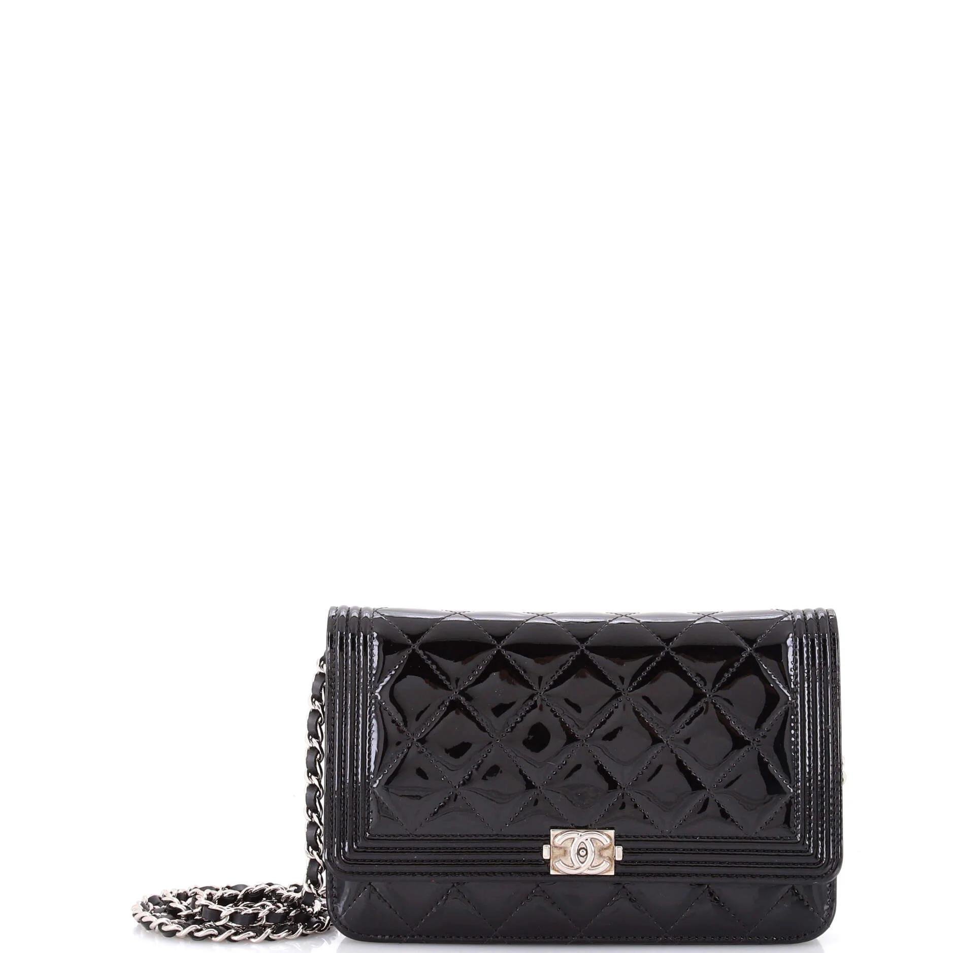 Wallet On Chain Boy leather crossbody bag