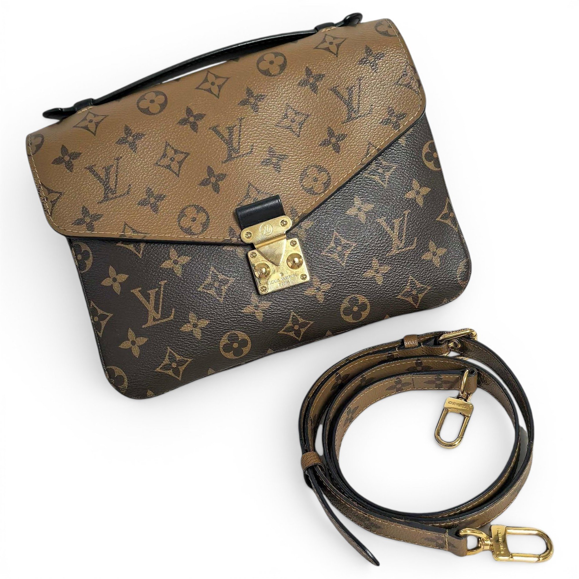 Metis leather handbag