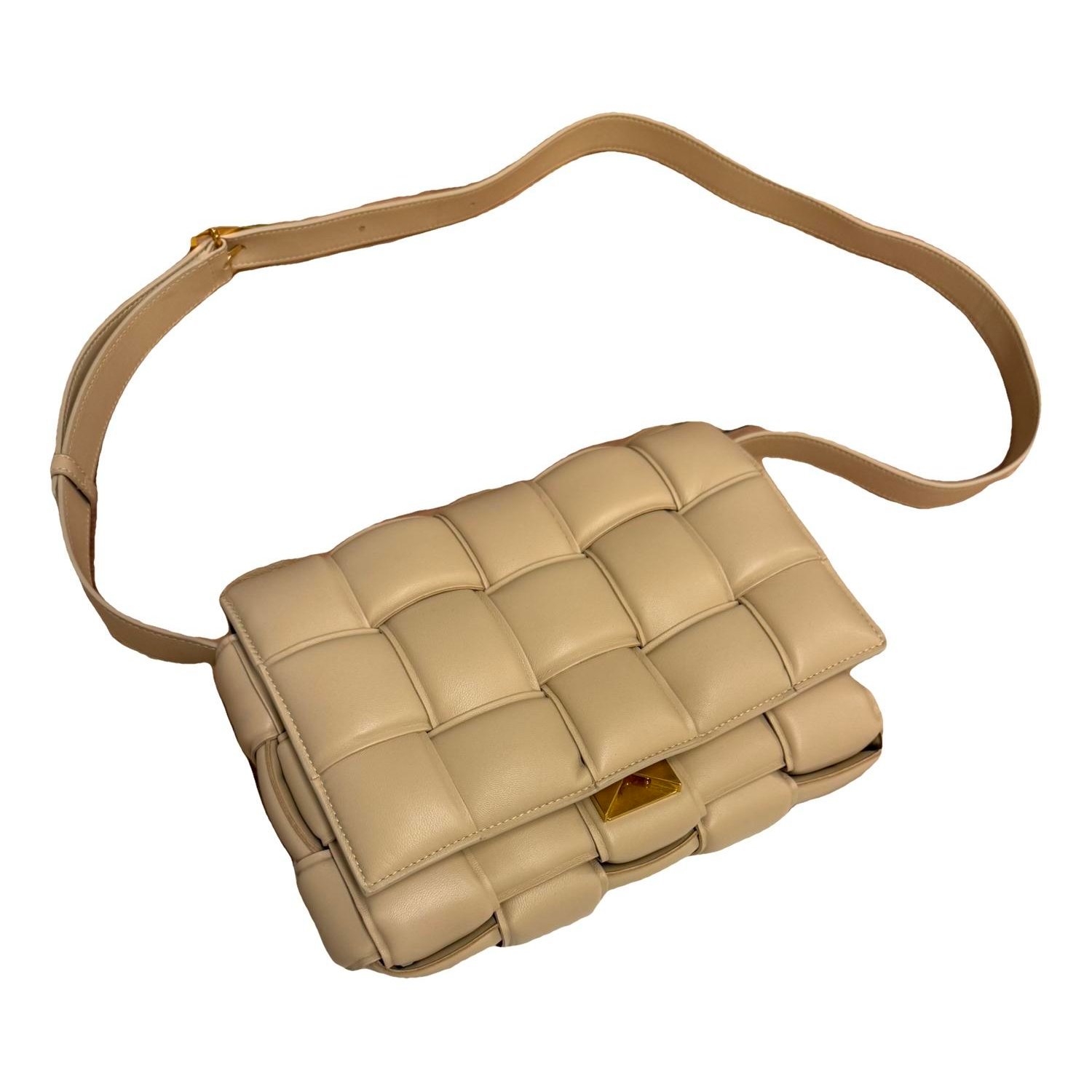 Cassette leather crossbody bag