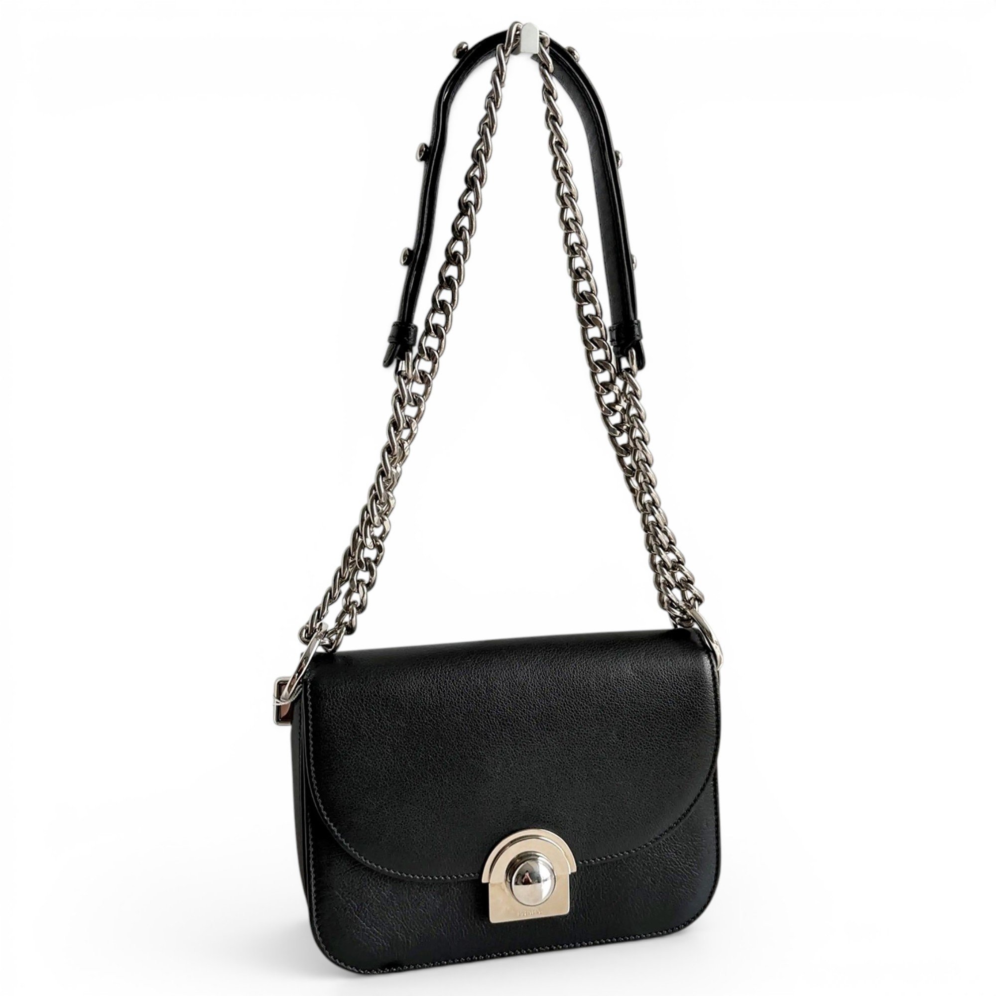 Soft Sound leather handbag