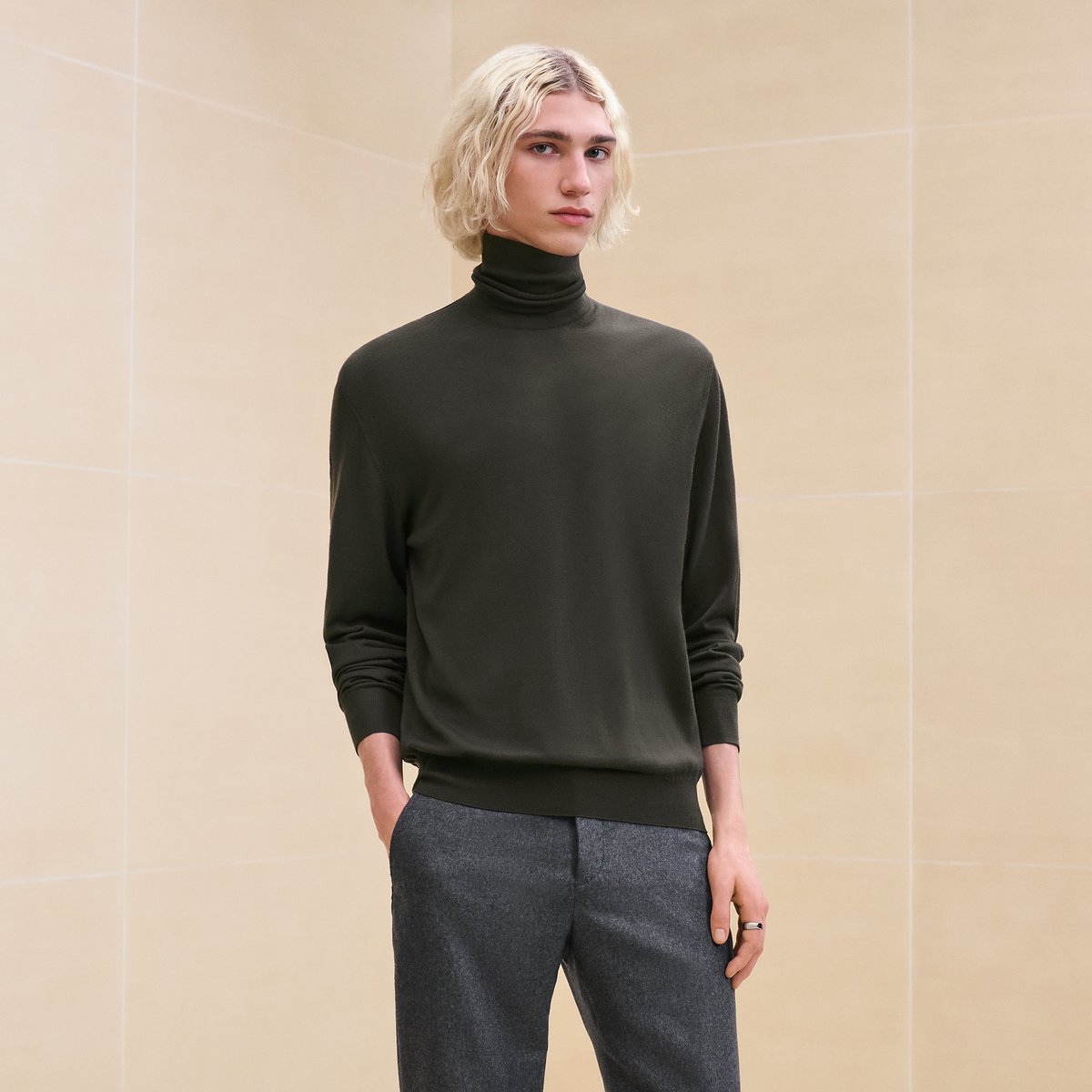 "Detail H" turtleneck sweater