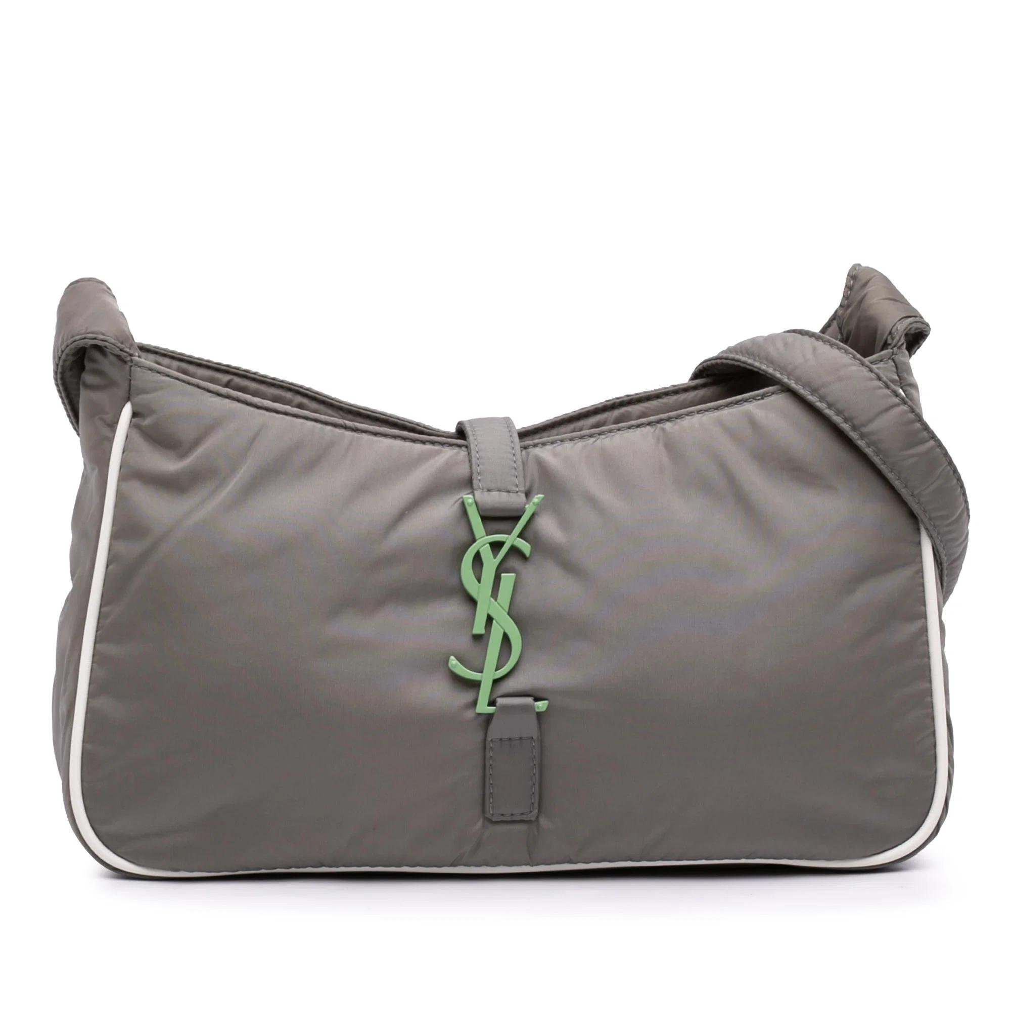 Le 5 à 7 leather handbag