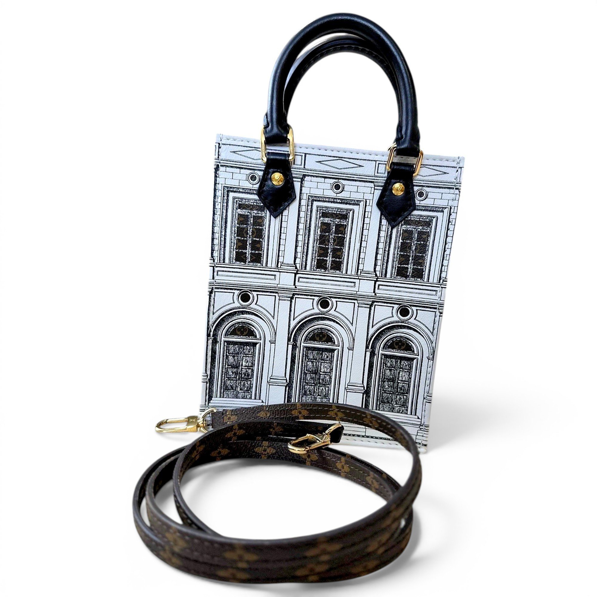 Leather tote
