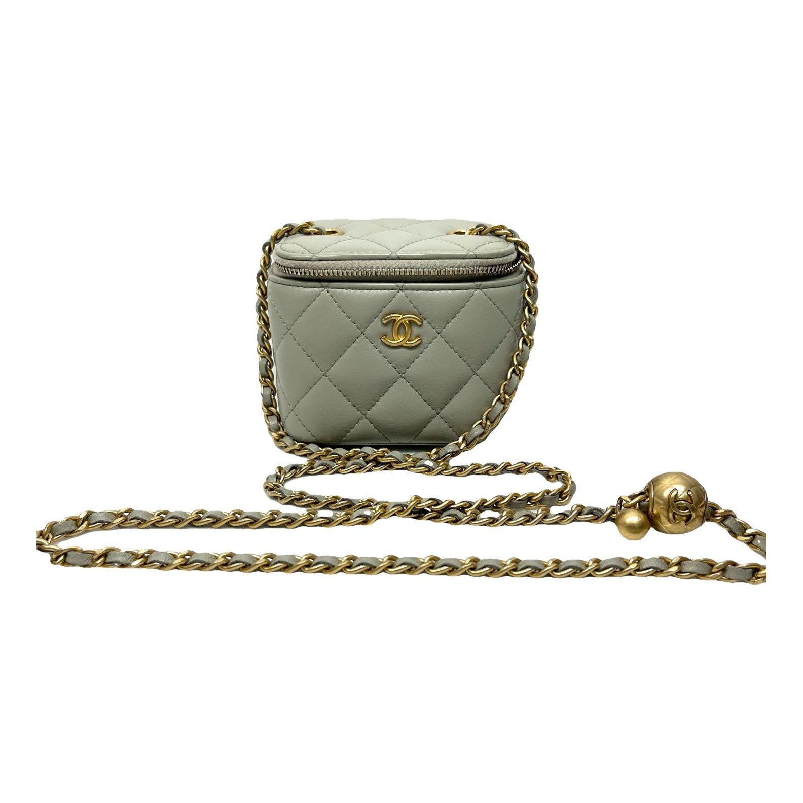 Trendy CC Vanity leather handbag