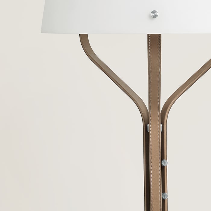 Étoupe Harnais Floor Lamp