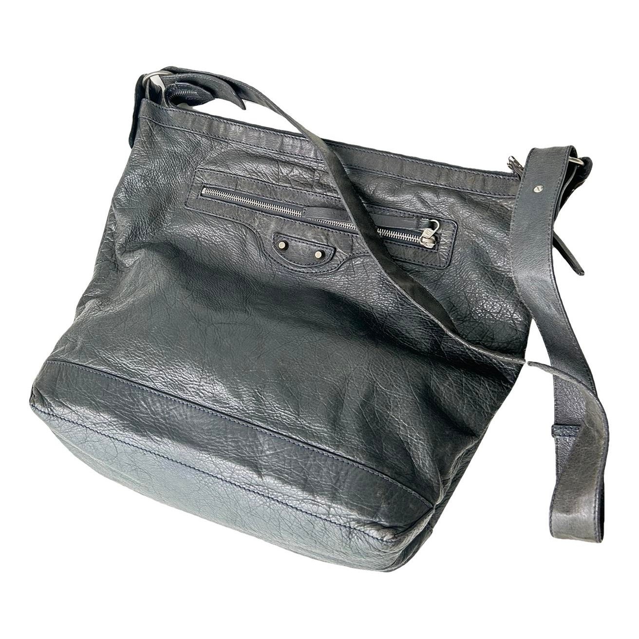 Leather handbag
