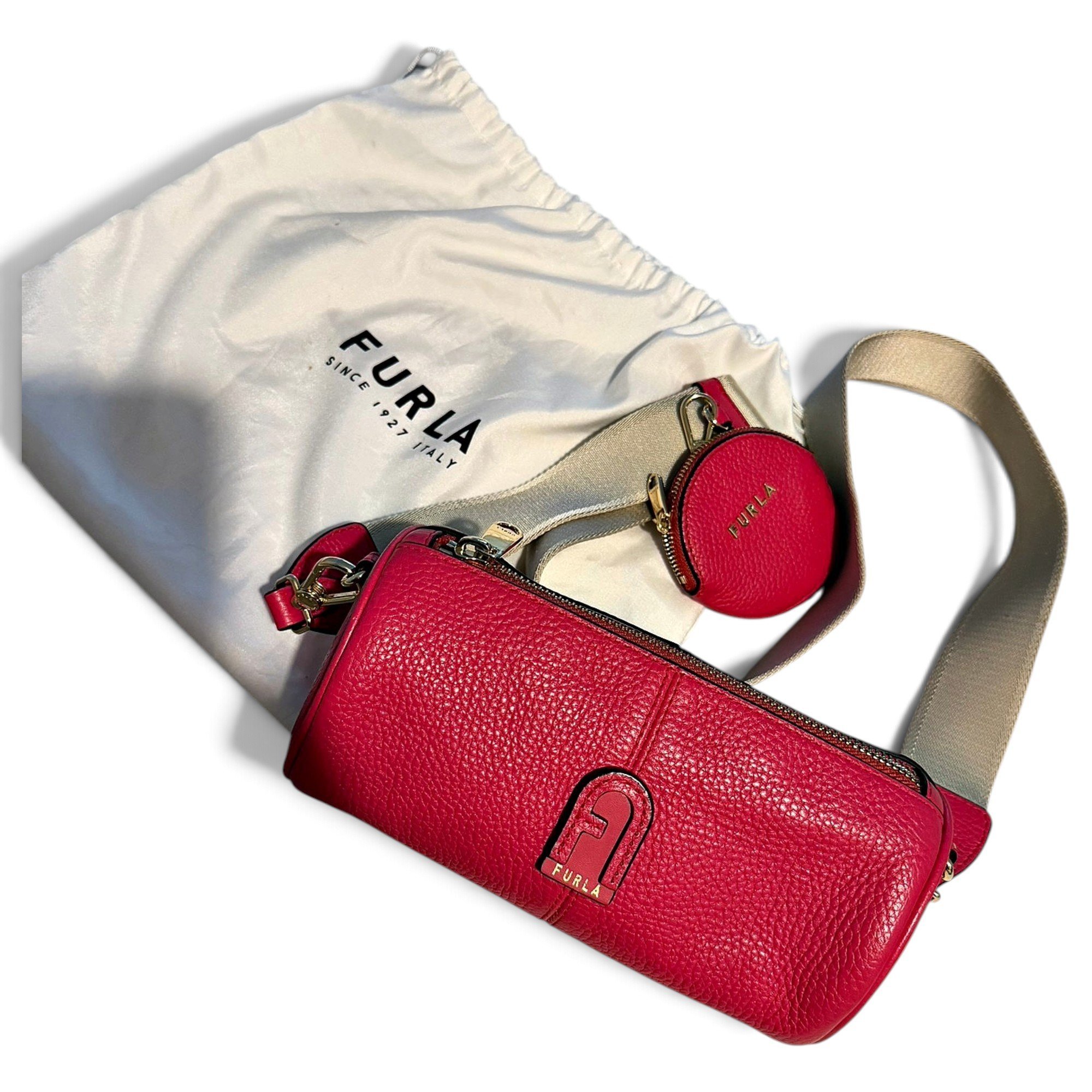 Leather handbag
