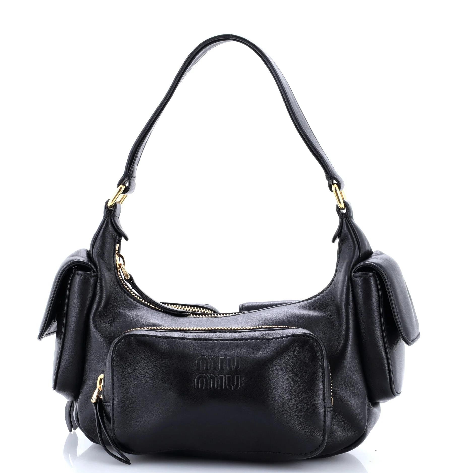 Pocket leather handbag
