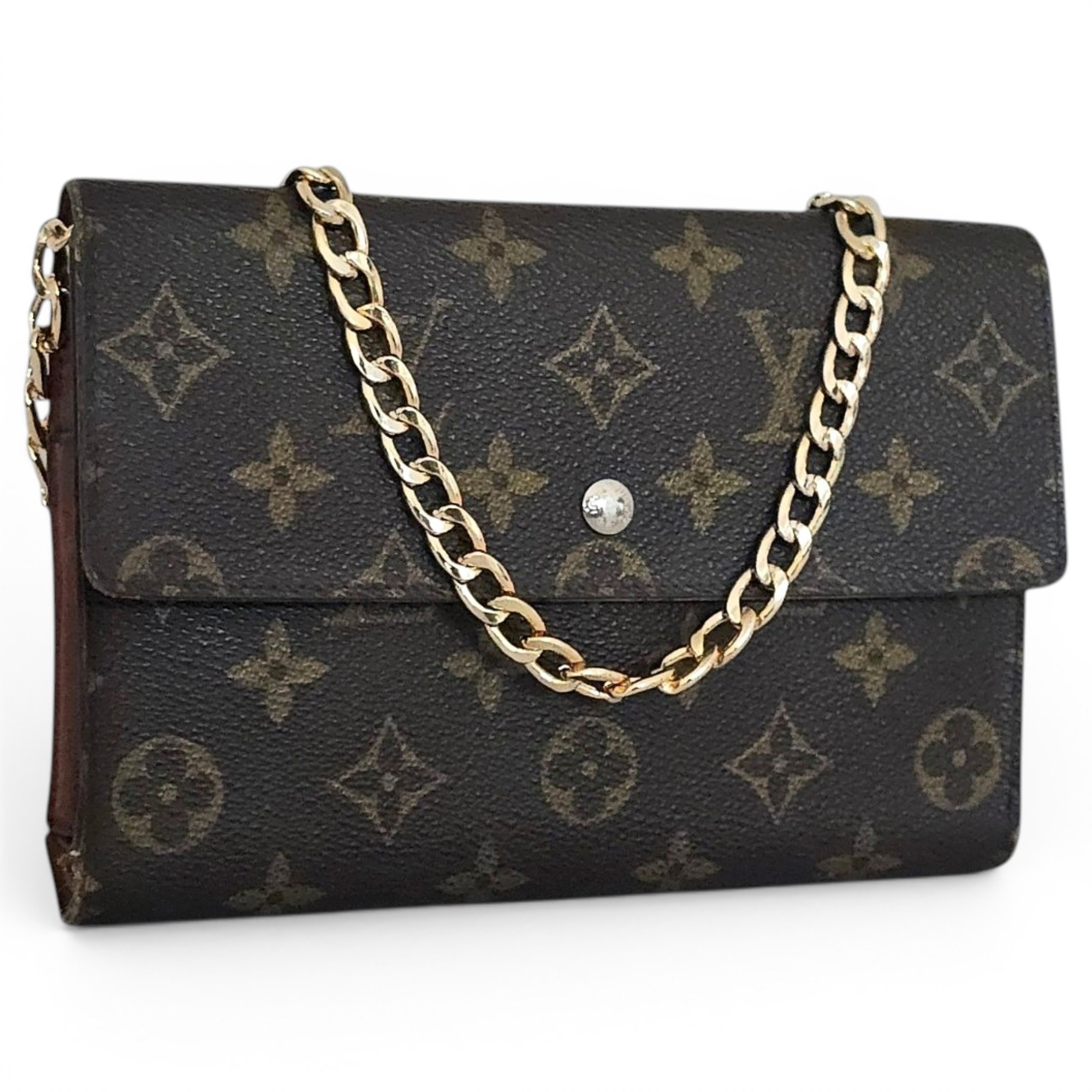 Leather clutch bag