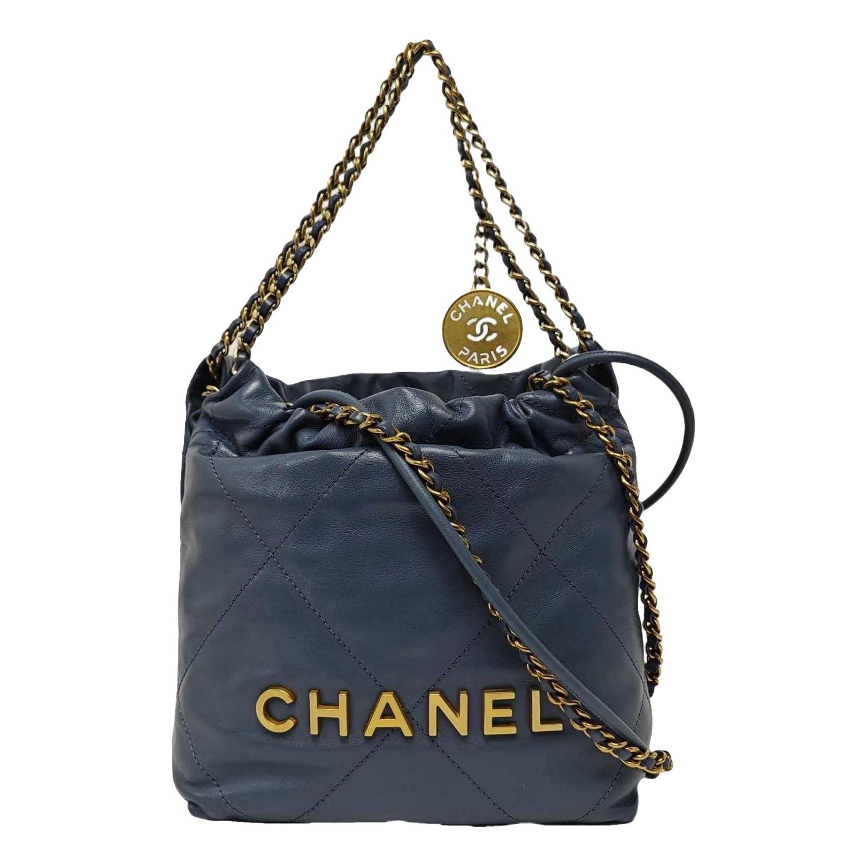 Chanel 22 leather handbag