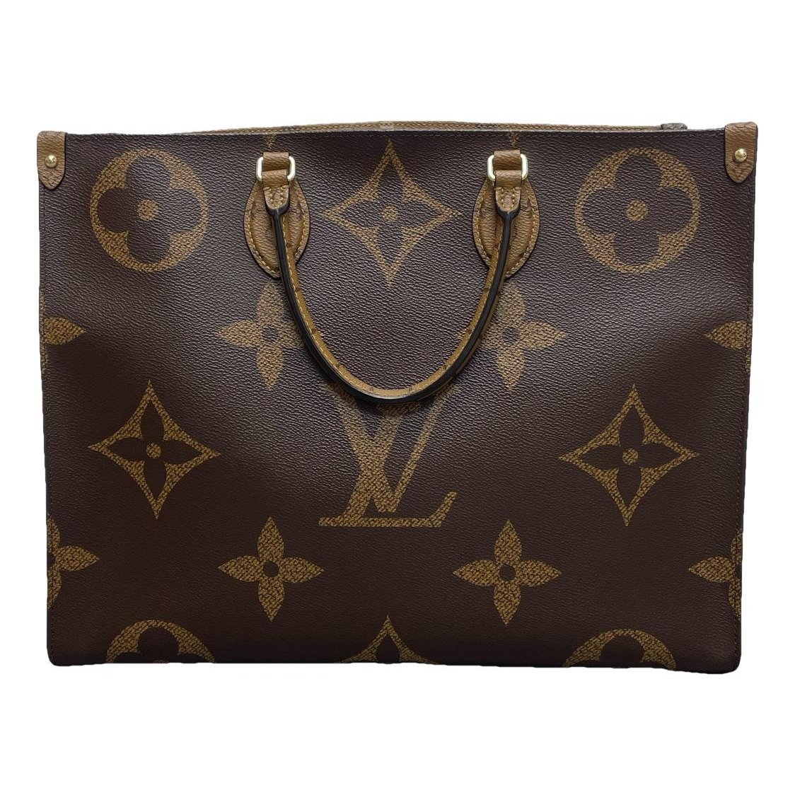 Onthego leather handbag