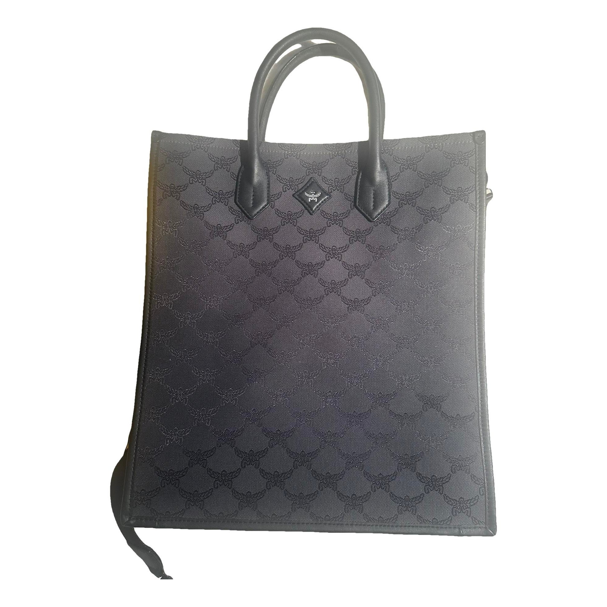 Leather tote