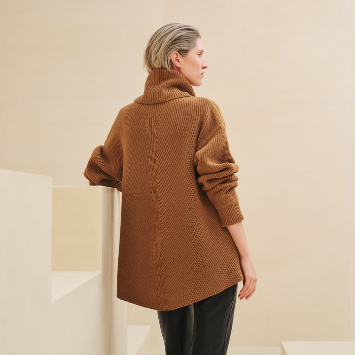 Marron Caramel Long-sleeve Cashmere Tunic Sweater